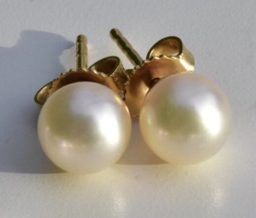 Mikimoto Akoya Pearl Necklace & Earrings Set 18k - Image 10 of 11