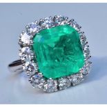 Emerald & Diamond Ring 18k