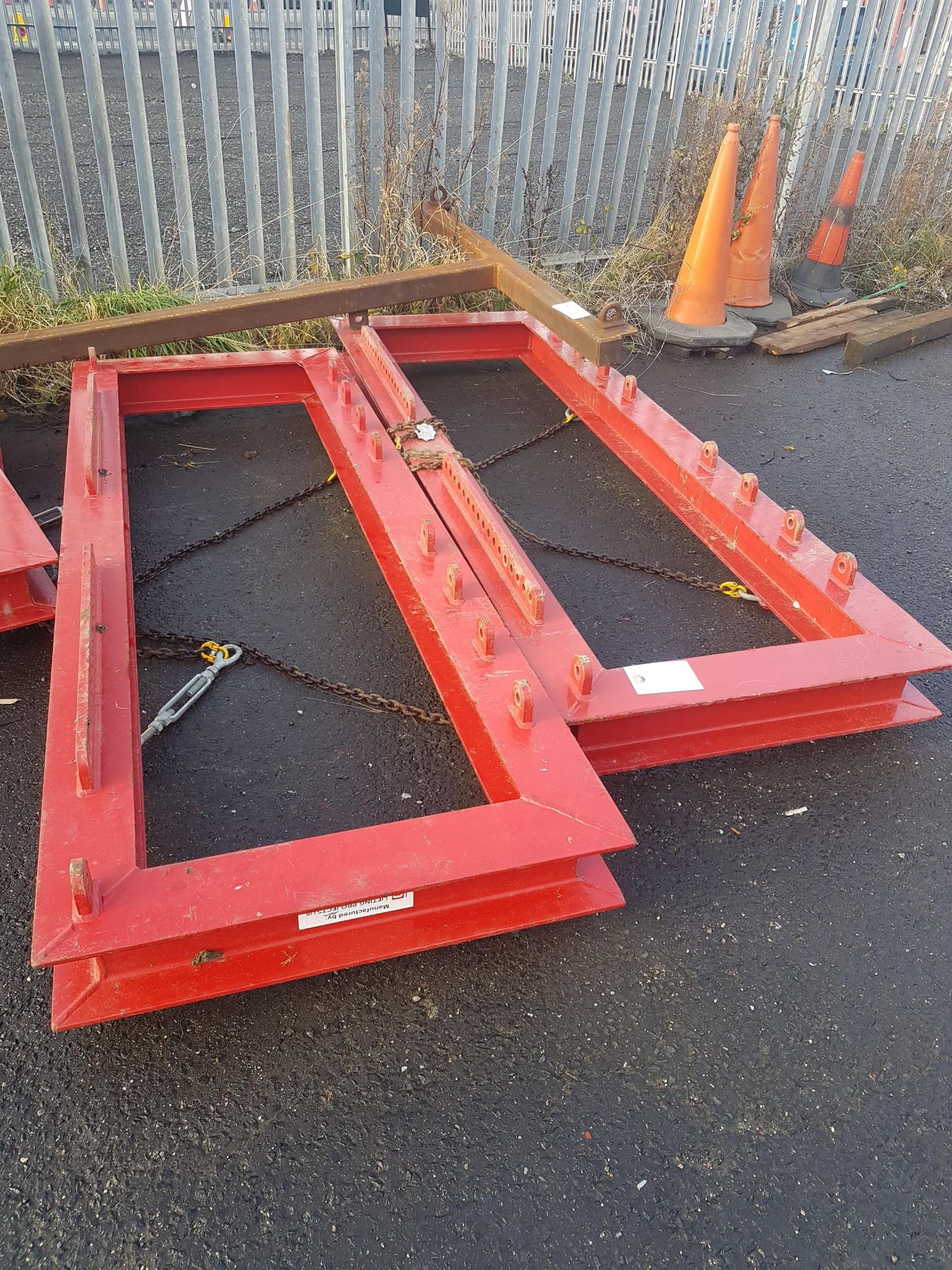 2 NO OF 2 TONNE LIFTING FRAMES 3M X 1M C.W 4 LEG CHAIN ASSMELY