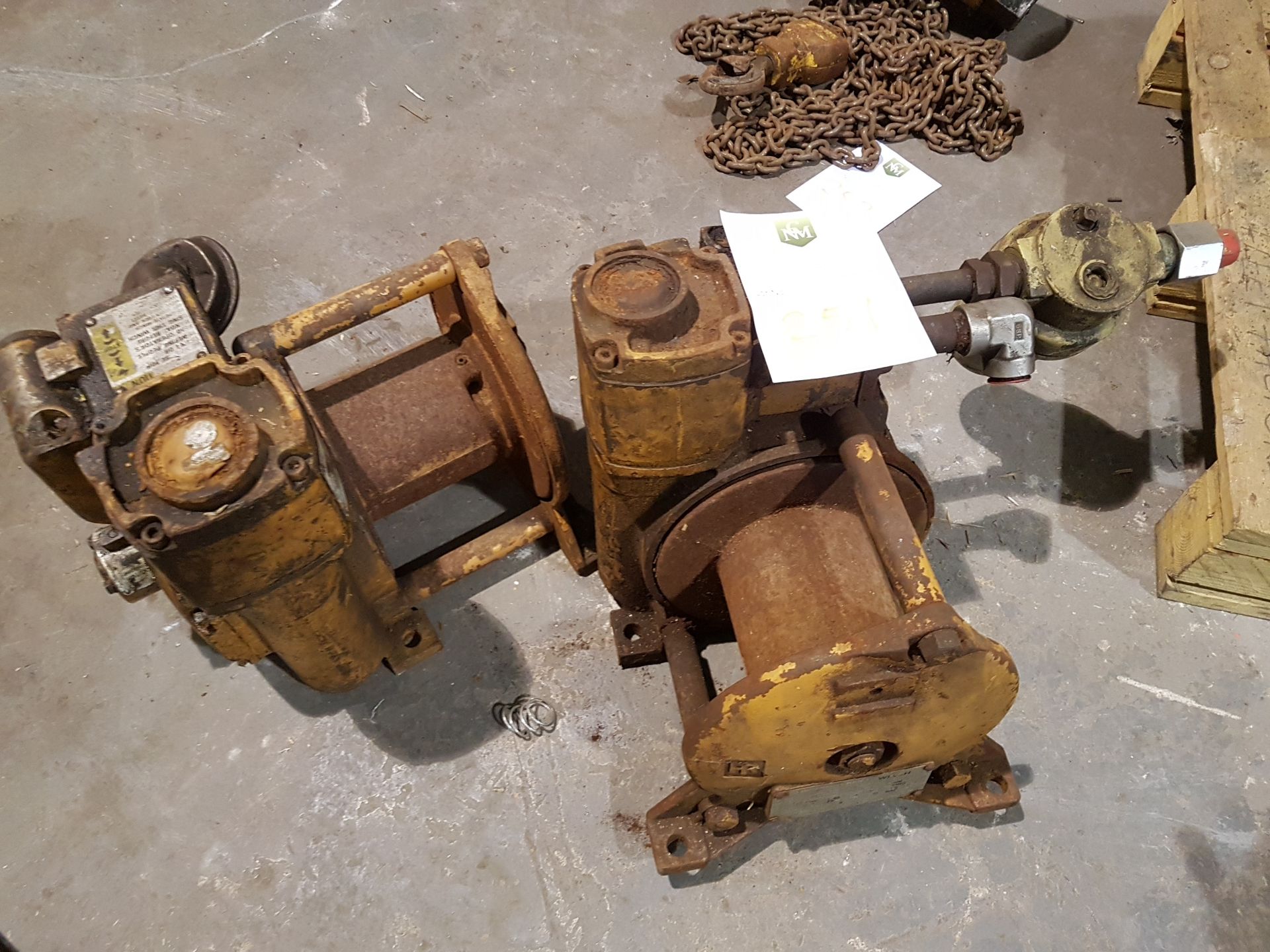 2 NO 500KG INGERSOLL RAND AIR WINCHES