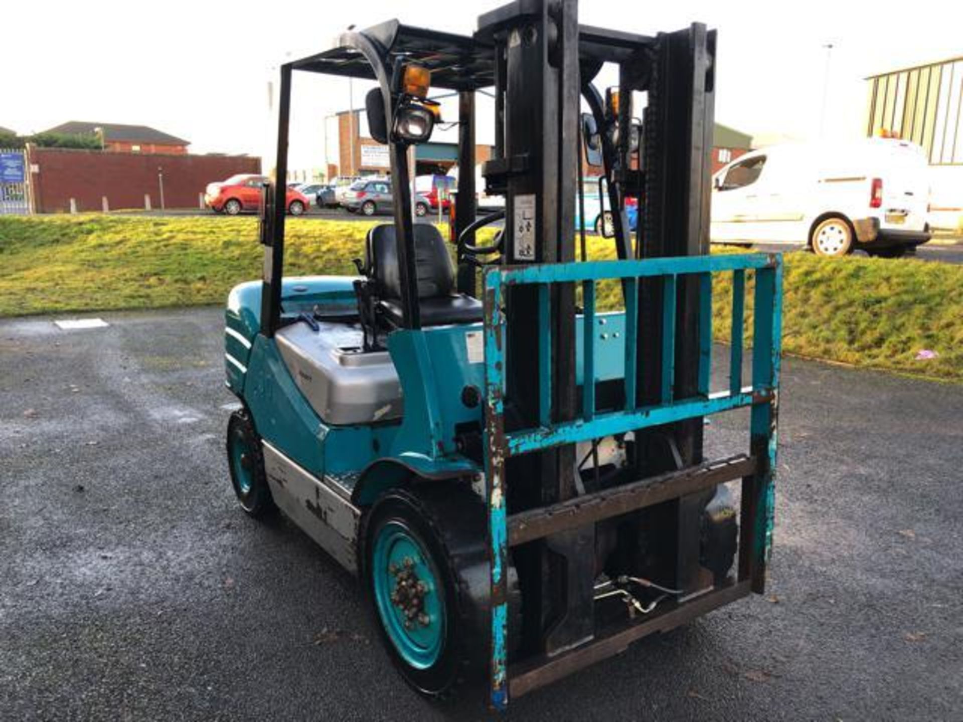 UFI FD30CT Counter Balance Diesel Forklift Truck - Image 3 of 8