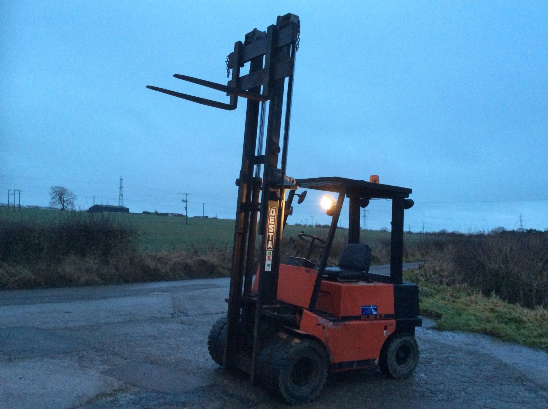 Desta DV 32 A Diesel Forklift Truck