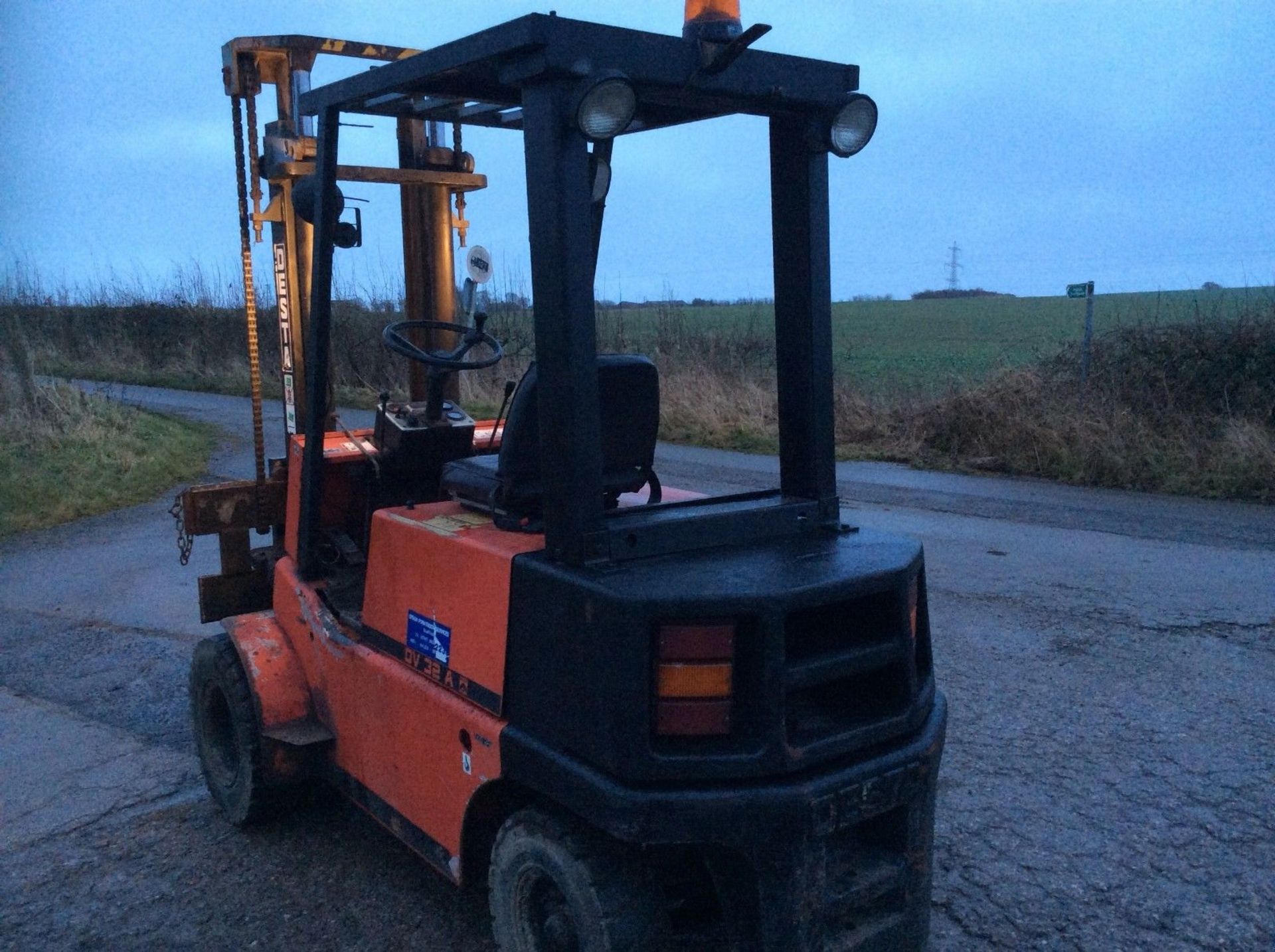 Desta DV 32 A Diesel Forklift Truck - Image 5 of 11