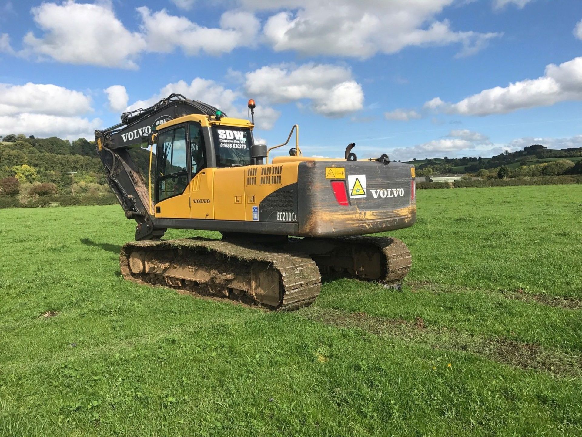 Volvo EC210CL Excavator - Image 3 of 11