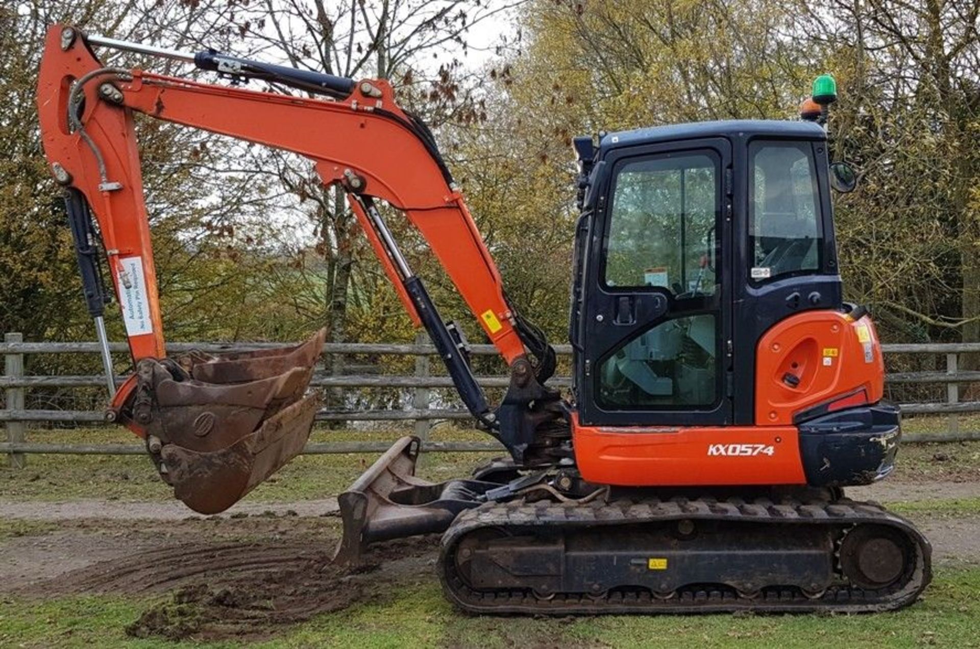 Kubota KX57-4 5.7 Ton Excavator - Image 3 of 12