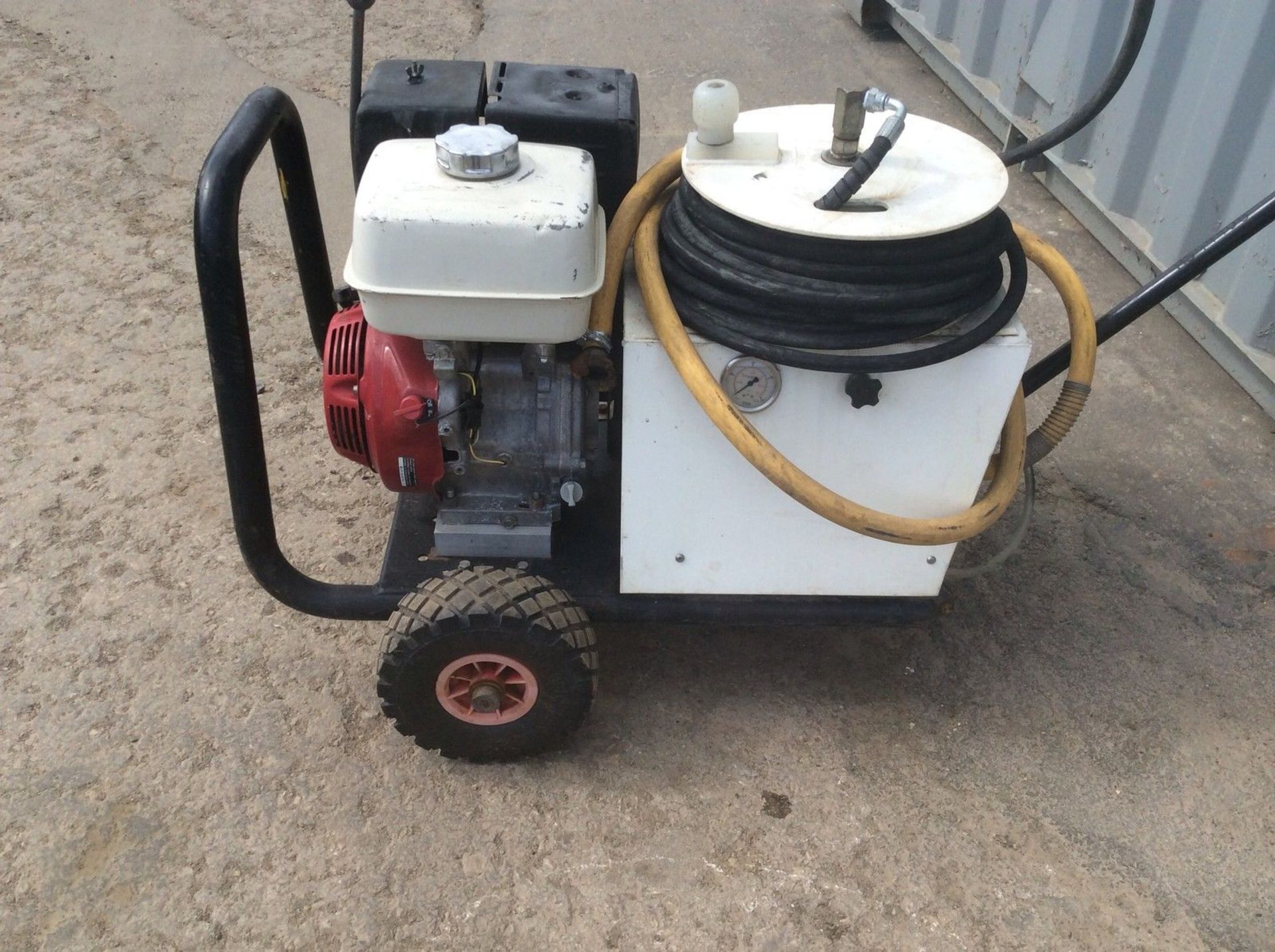 Brendon Industrial Pressure Wash 3000psi CAT Pump - Image 4 of 6