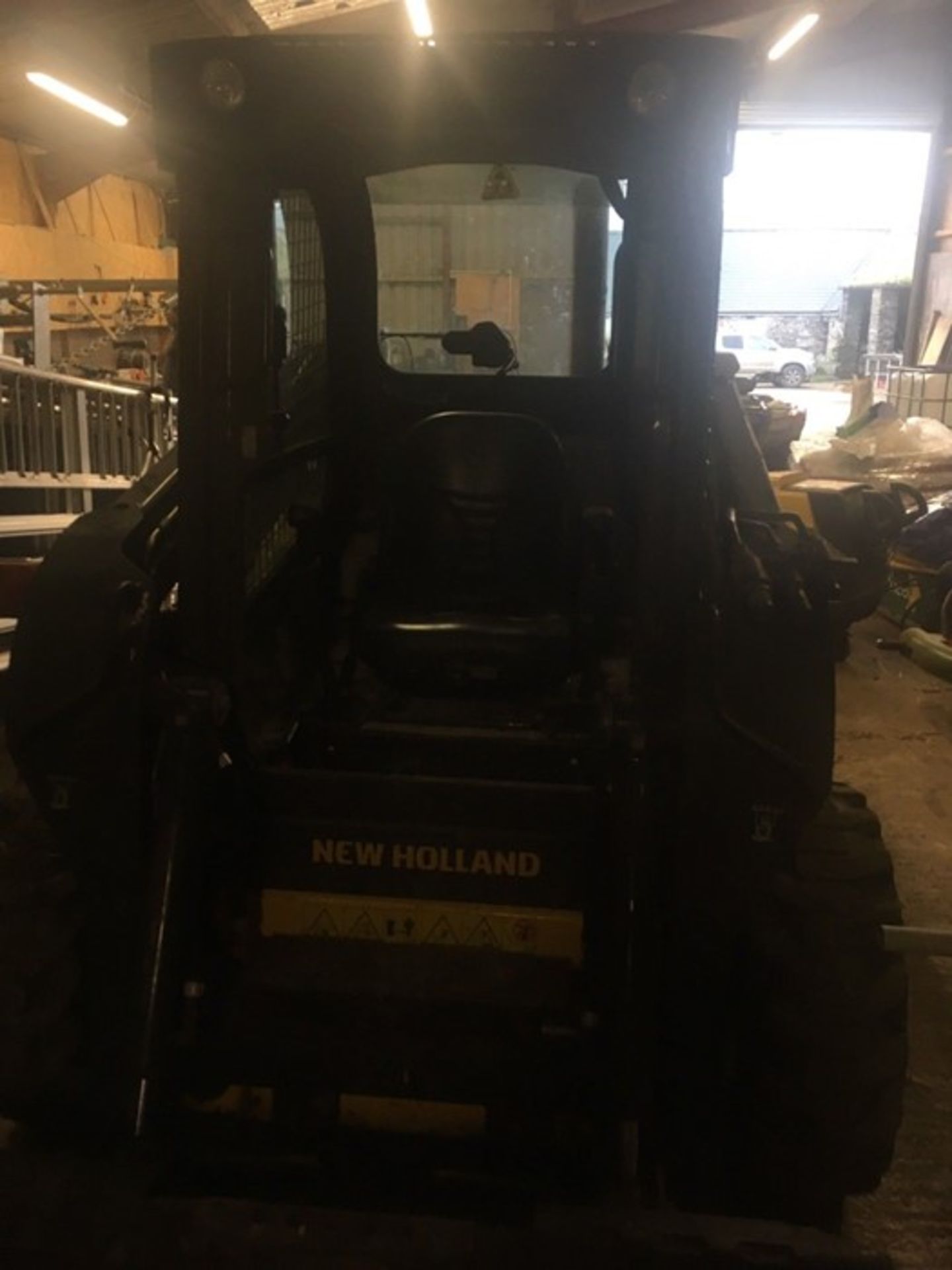 New Holland LS218 Skid Steer Loader - Bild 2 aus 5