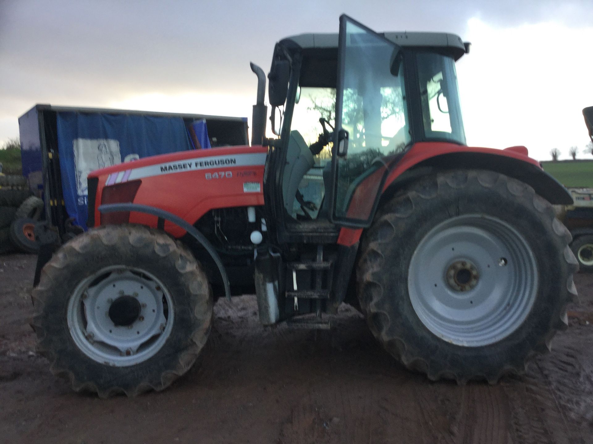 Massey Ferguson 6470