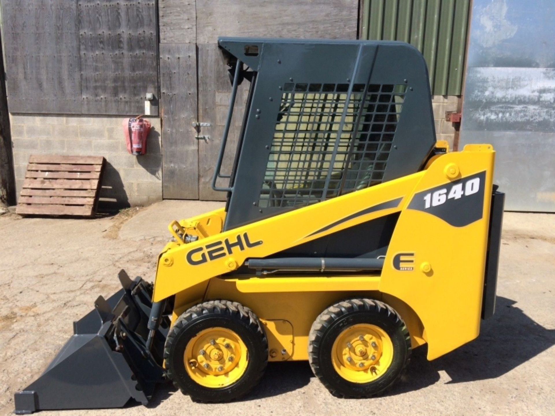 Gehl 1640e Skidsteer Loader - Bild 7 aus 8