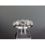 Stunning Vintage Platinum 1 1/2ct Diamond 5 Stone Ring