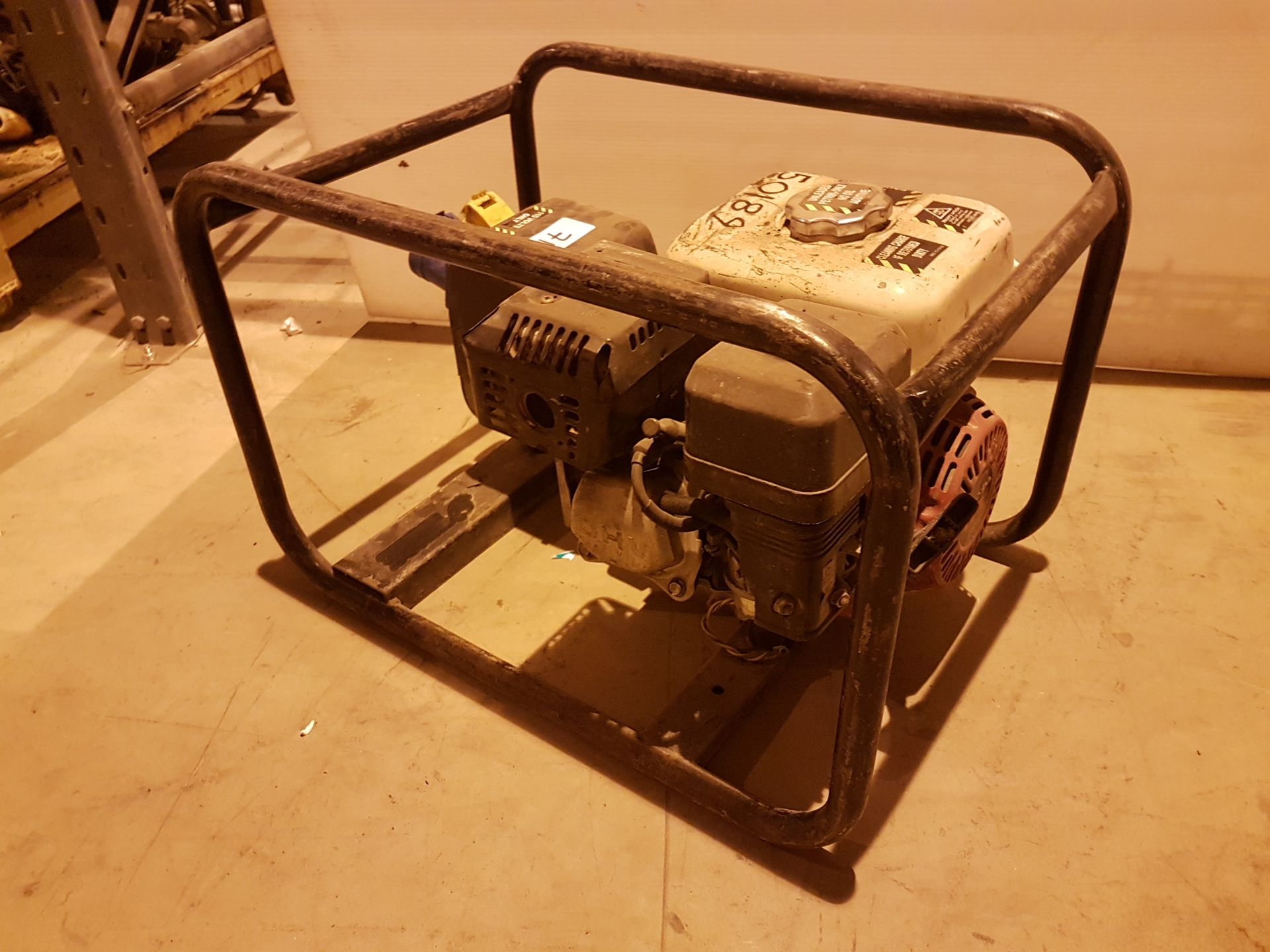 Honda 2.7 KVA 110v / 240v Honda Engined Petrol Generator