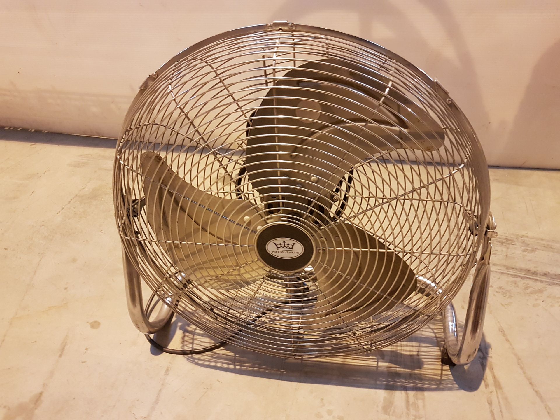 Prem i air 18" Oscillating Fan 240v