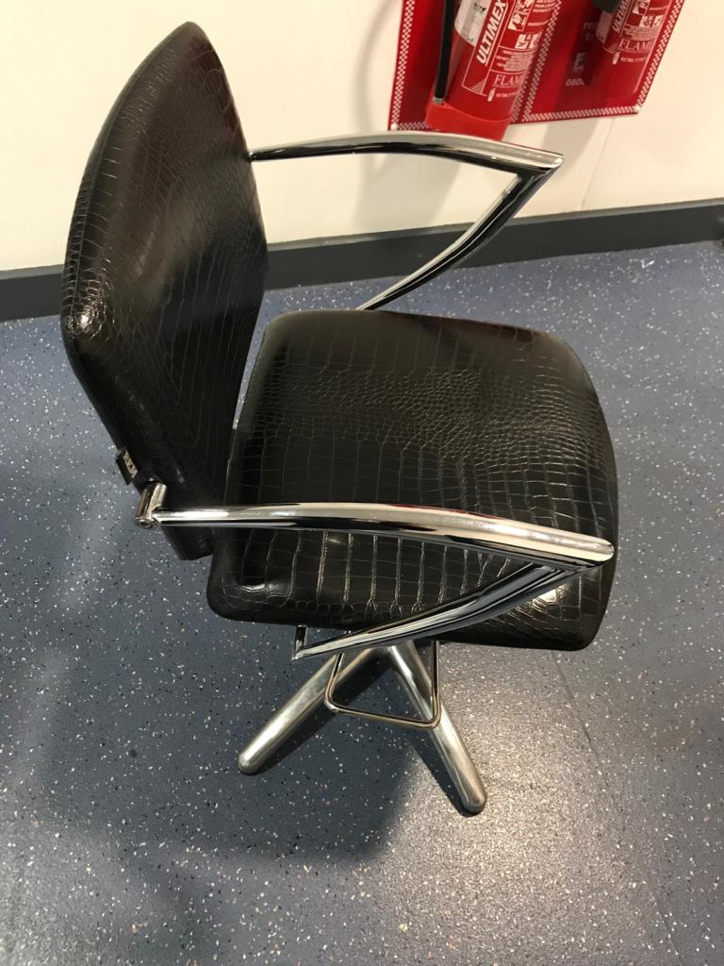 Black Leather Snake Skin Hairdressing / Barber's Chair - Image 2 of 3