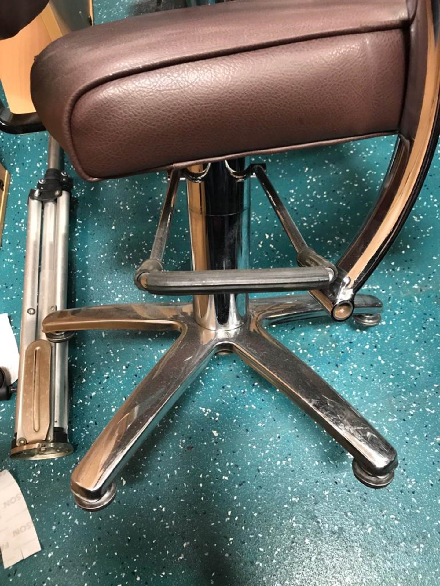 Brown leather Hairdressing / Barber's Chair - Image 7 of 8