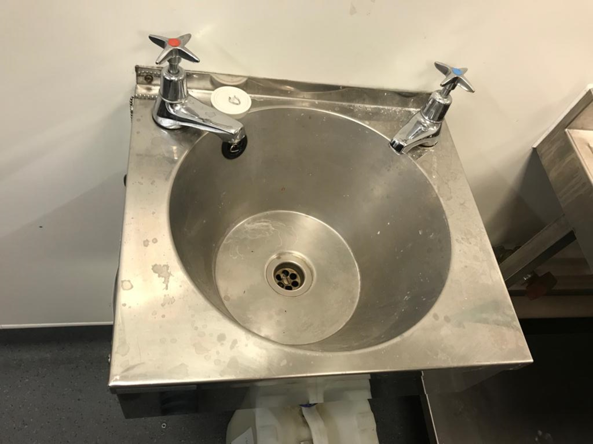 3x Sissons Small Stainless Steel Hand Wash Sinks - Image 2 of 8