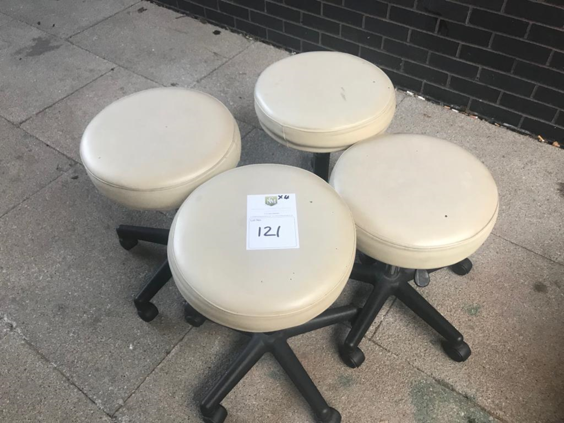 4x Beige Adjustable Stool