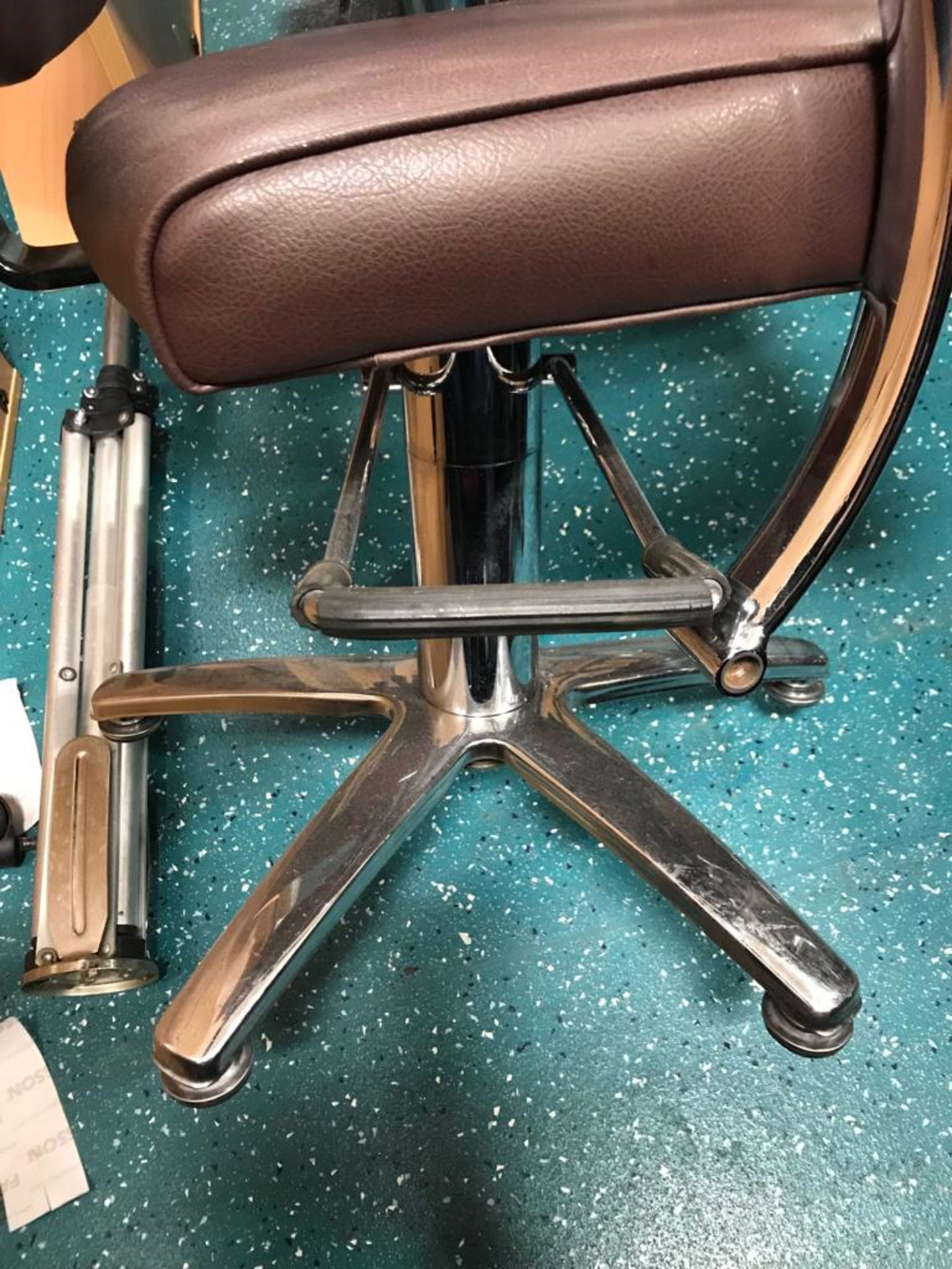 Brown leather Hairdressing / Barber's Chair - Image 8 of 8