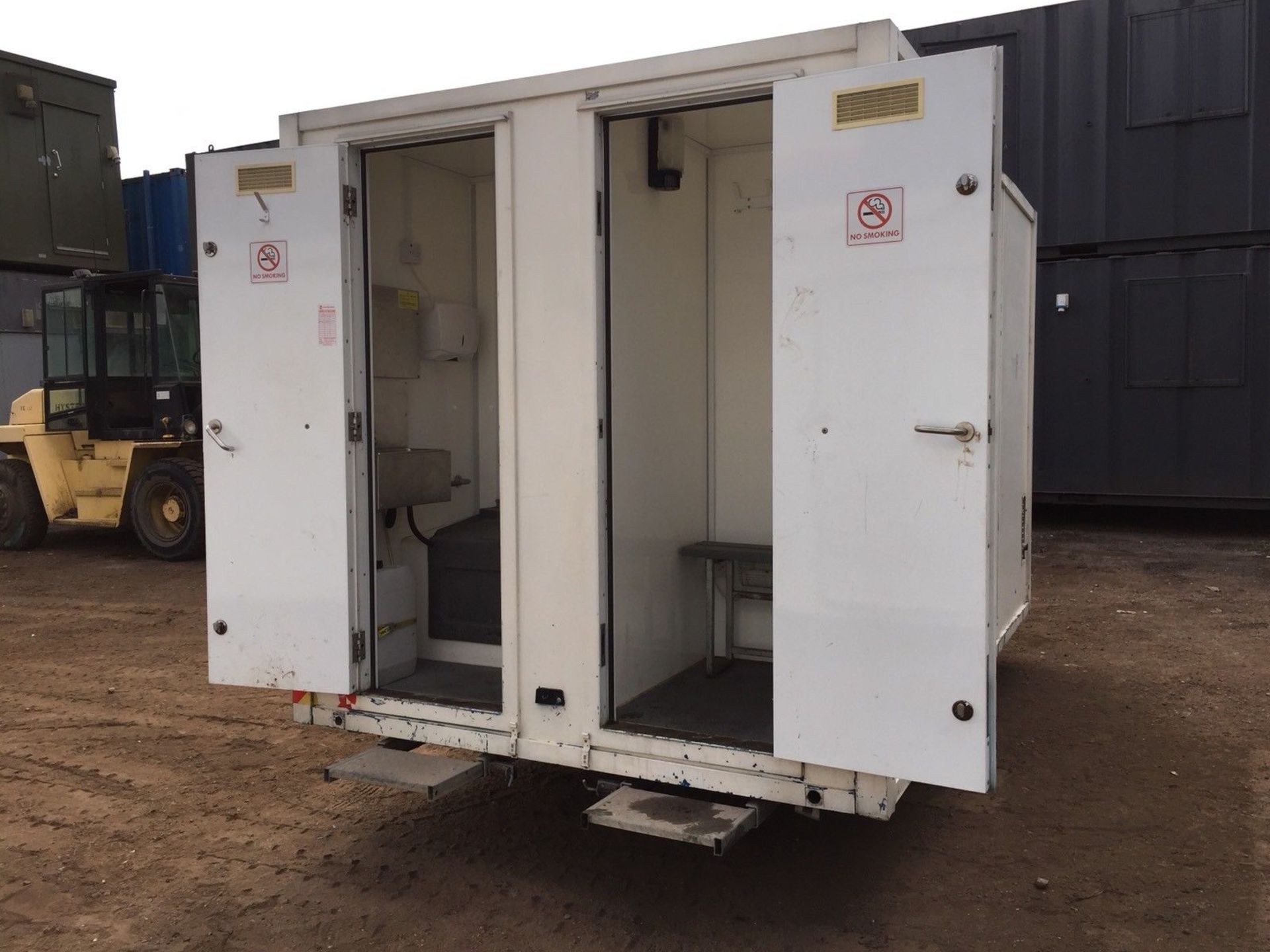 Welfare Unit Towable AJC Canteen Dry Room Toilet Generator Anti Vandal Steel - Image 8 of 12