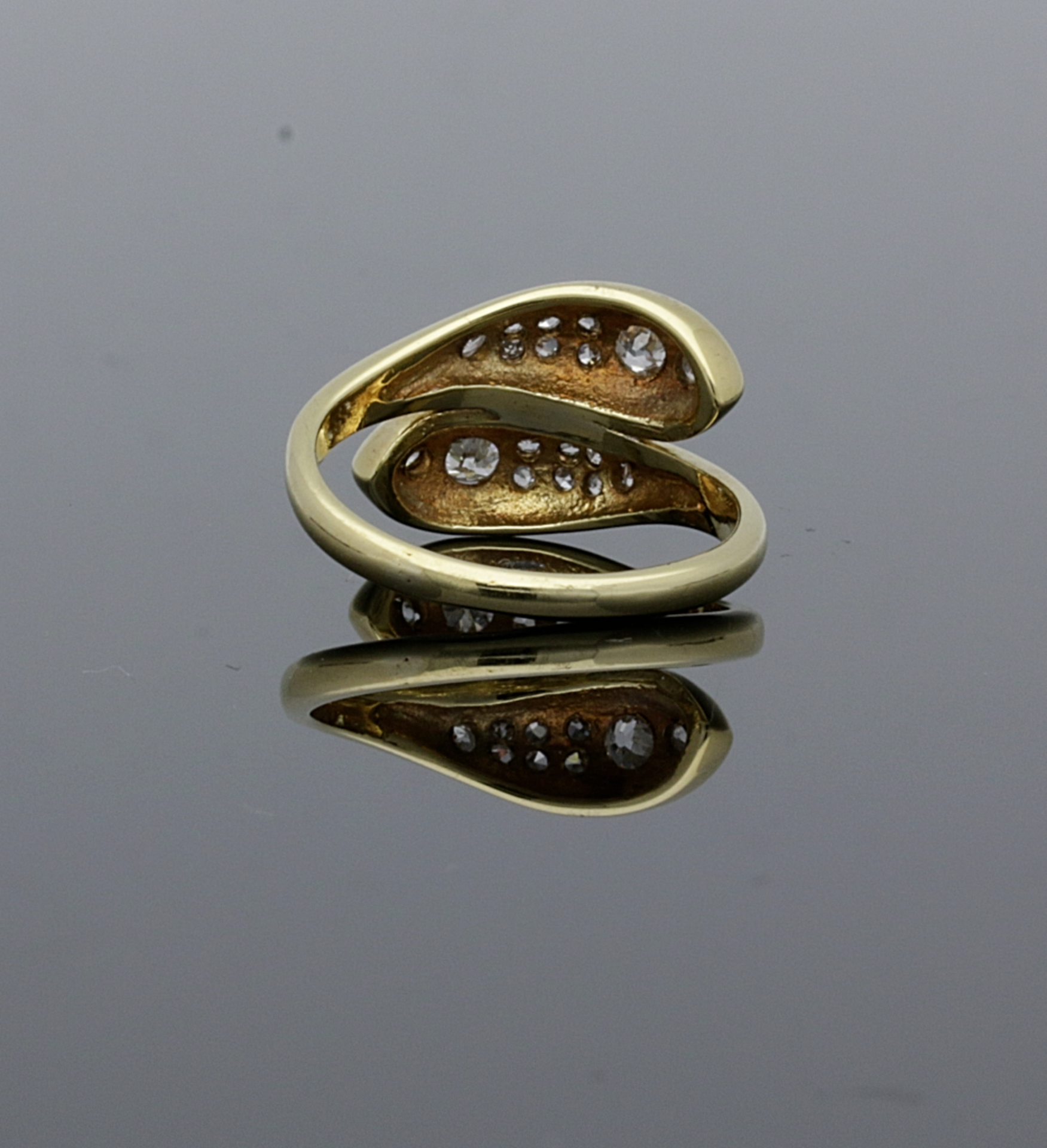 Victorian Diamond Crossover Twist Ring - Image 3 of 6