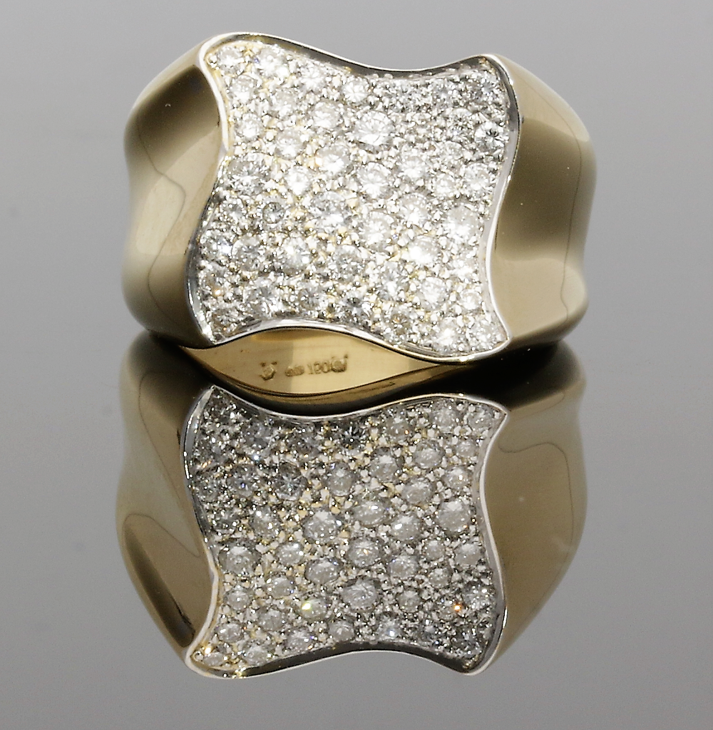 18ct Yellow Gold Pave Set Diamond Panel Ring