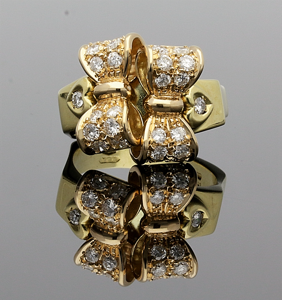 Vintage 18ct Yellow/ Rose Gold Diamond Bow Cluster Ring