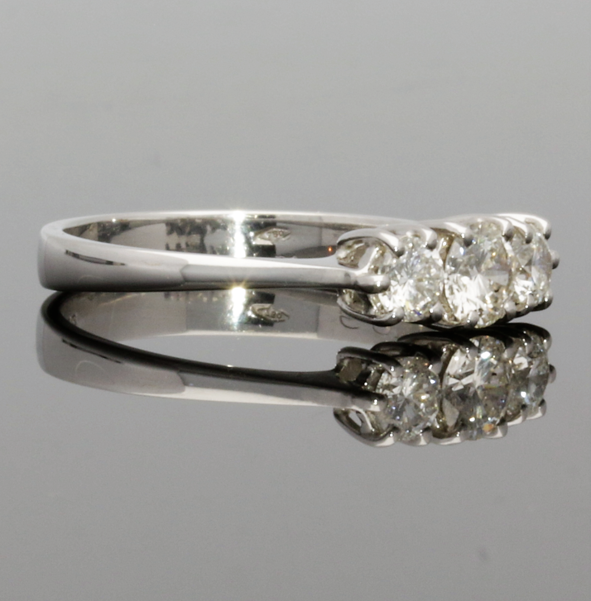 18ct White Gold 3 Stone Diamond Ring .69cts - Image 4 of 7