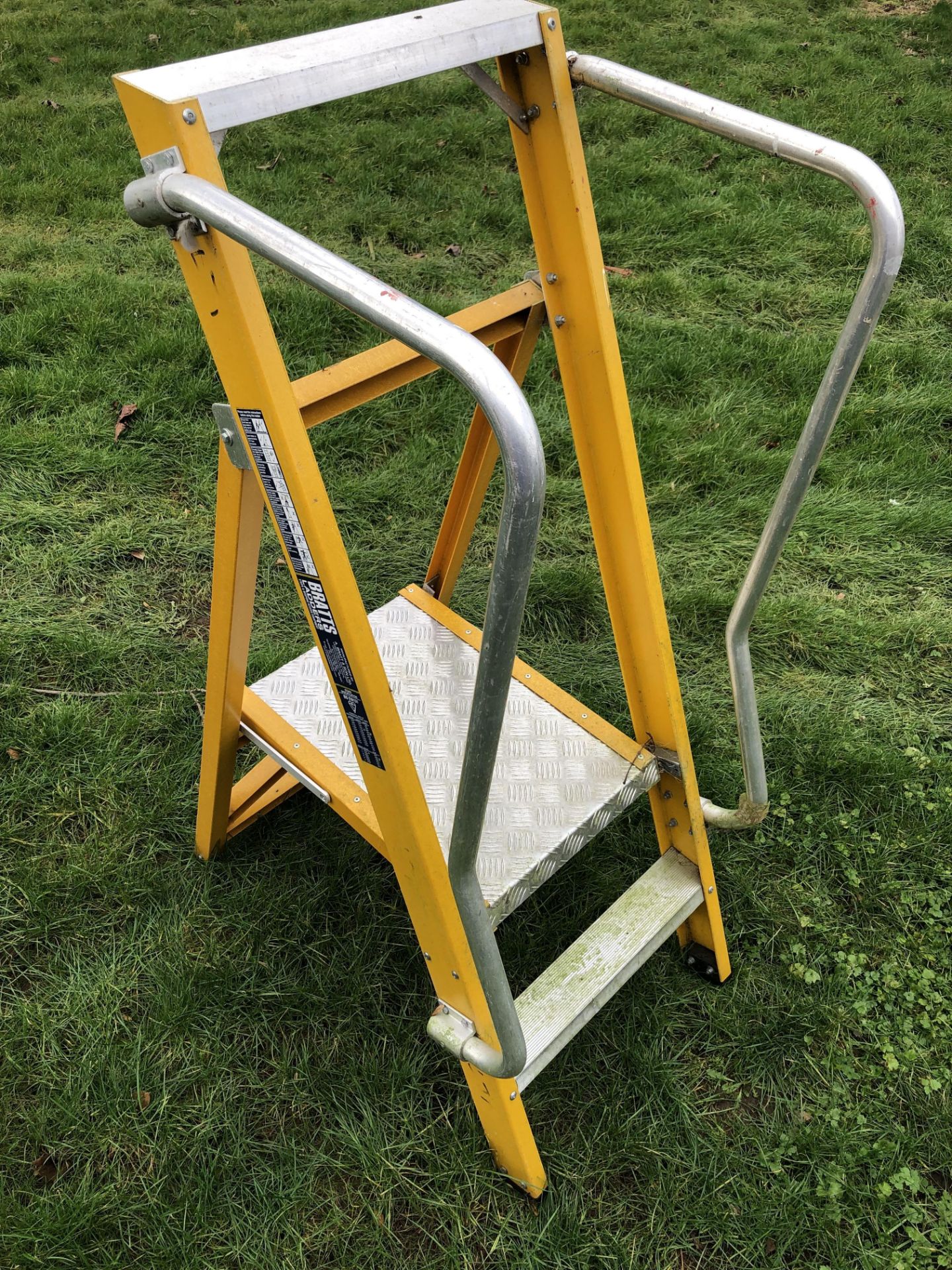 Bratt Fibre Glass 2 Step - Step Ladder