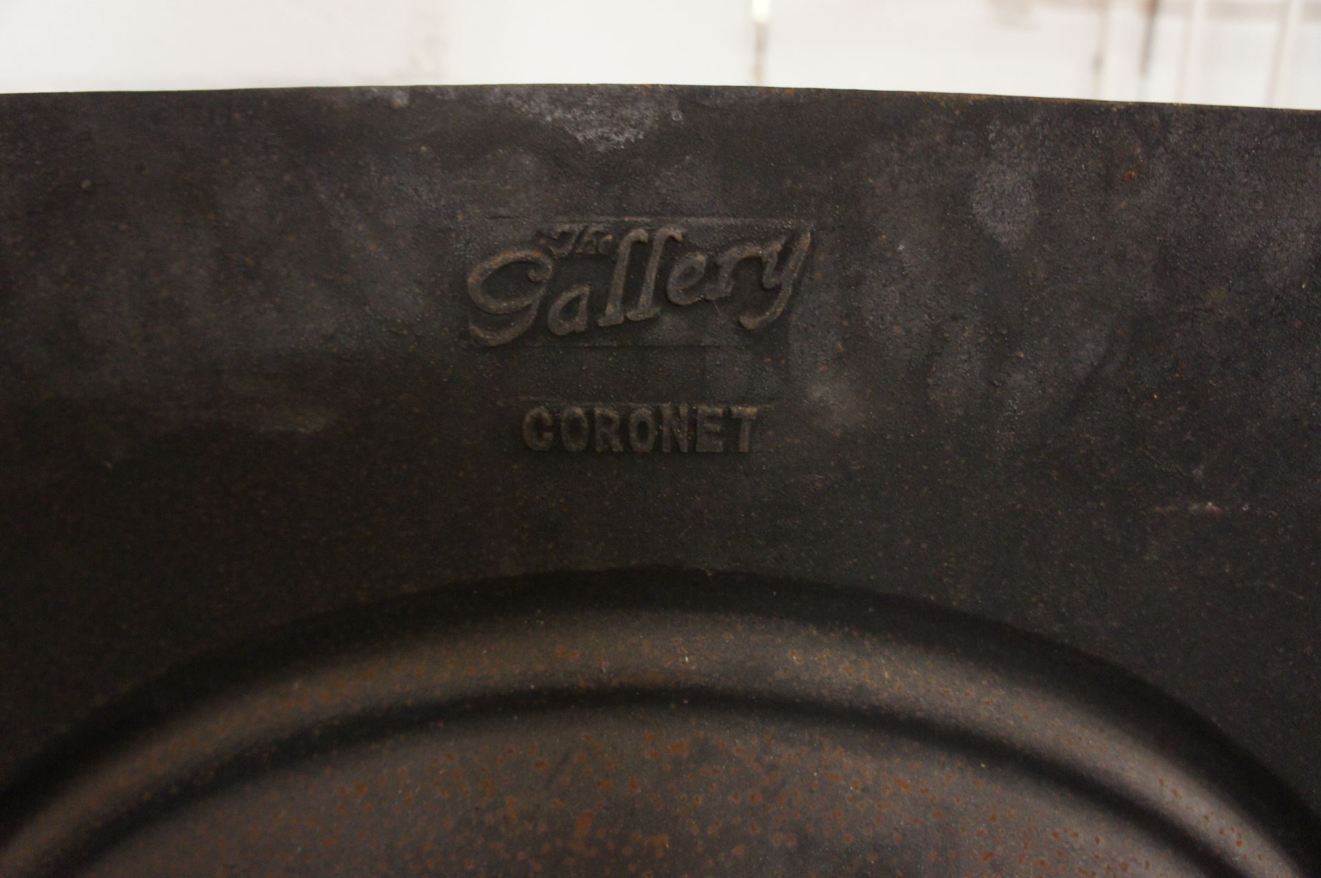 Gallery Coronet cast iron fireplace insert - Image 3 of 3