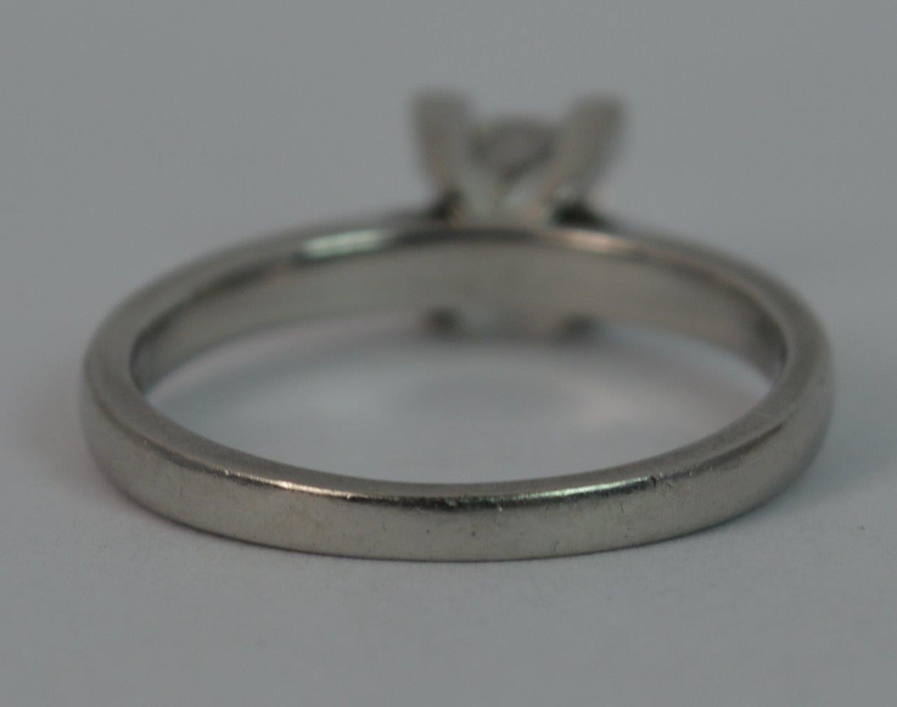 Platinum and Diamond ladies Engagement Ring - Image 8 of 11