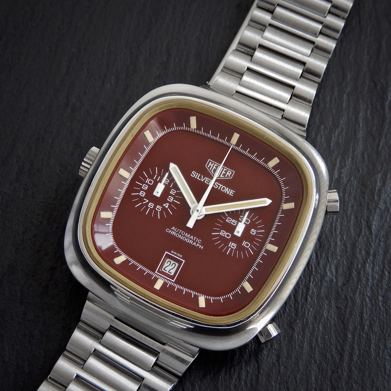 HEUER Silverstone Vintgae 1974 RED Maroon Gloss Dial Watch - Image 4 of 11