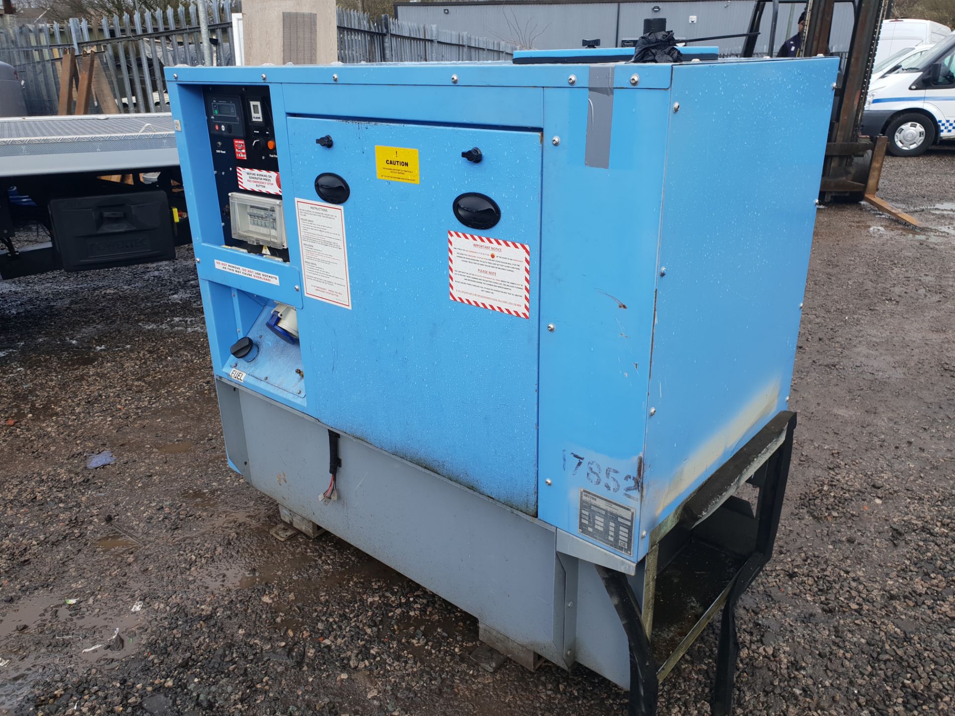 Sutton CM-0011-SL 11Kva Silenced Generator - Image 3 of 5