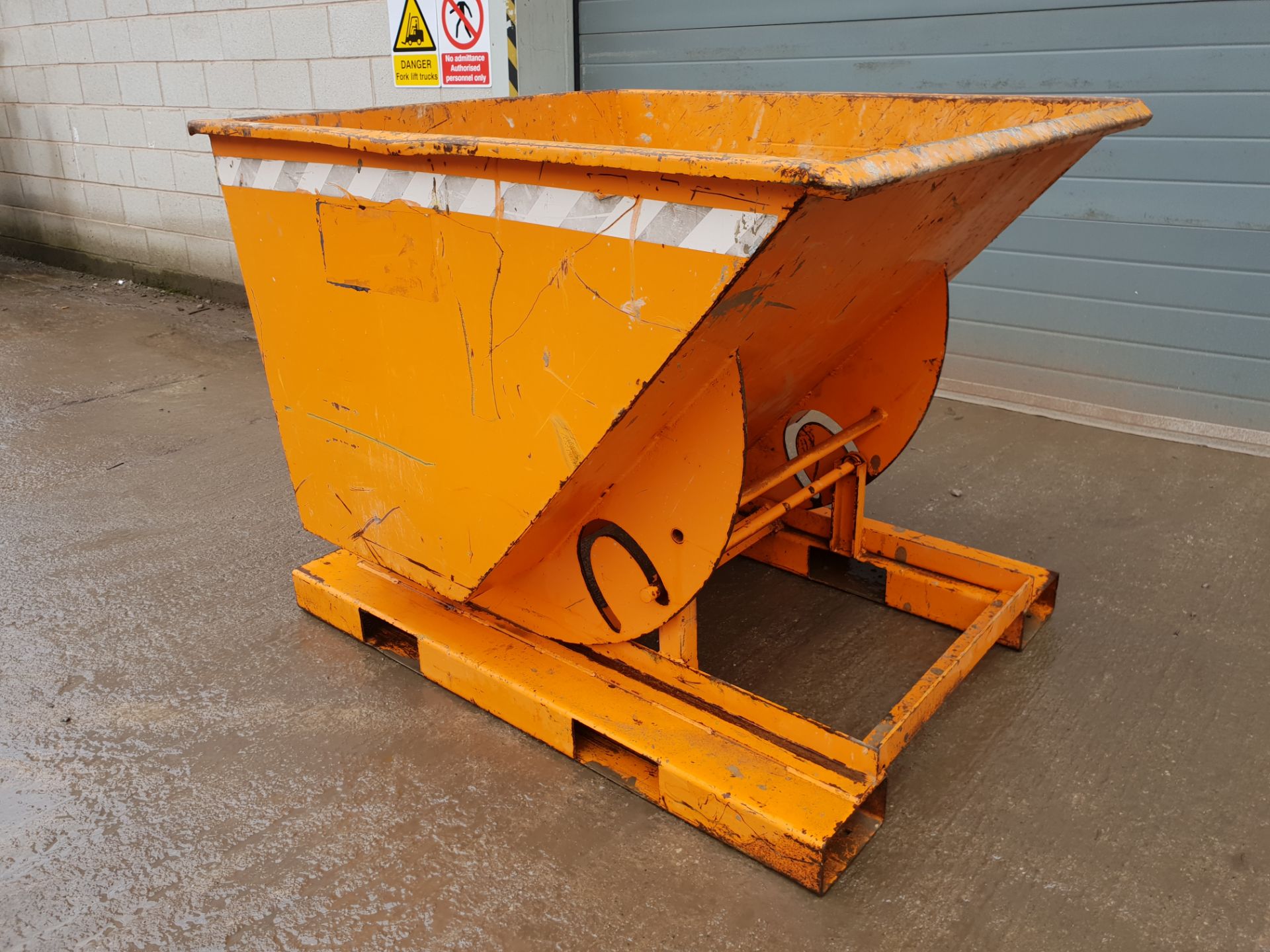 2016 Eichinger Tipping Skip