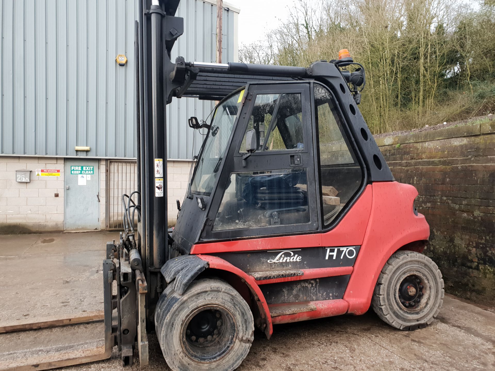 Linde H70 7 Tonne Diesel Forklift - Image 2 of 7