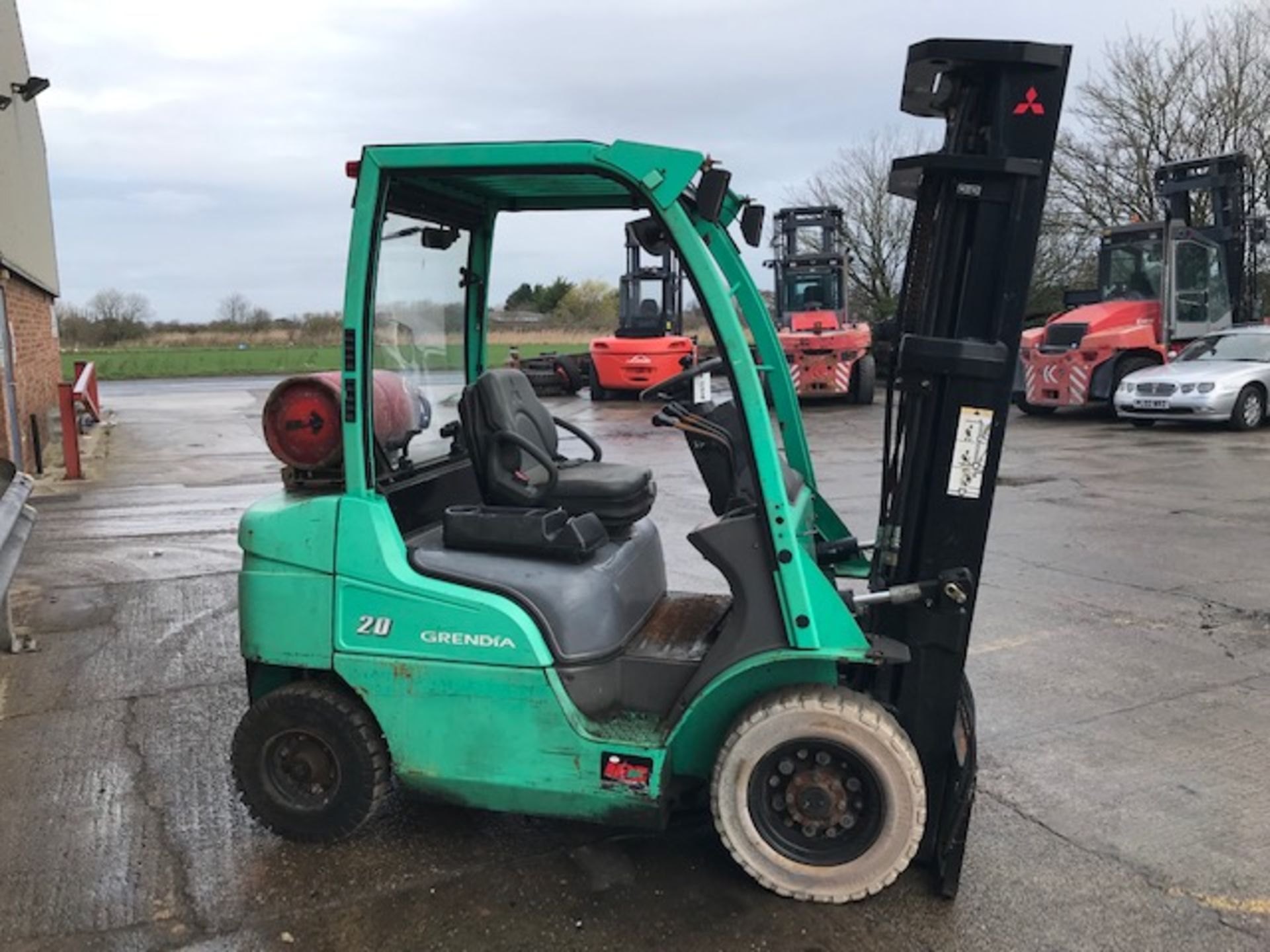 Mitsubishi FG20N 2 Tonne LPG Forklift