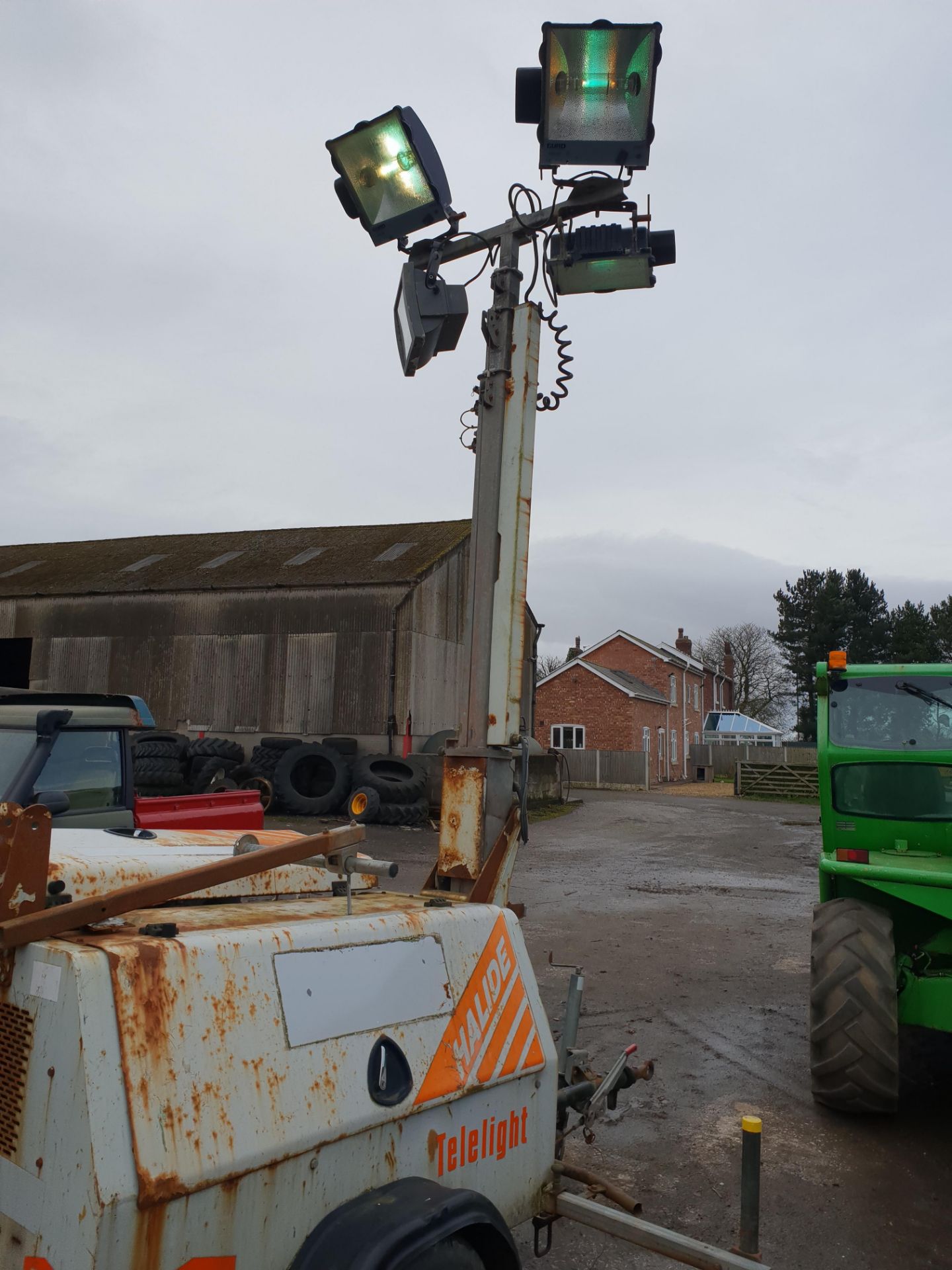 SMC TL35 Diesel powered lighting tower (Fast tow) - Image 2 of 9