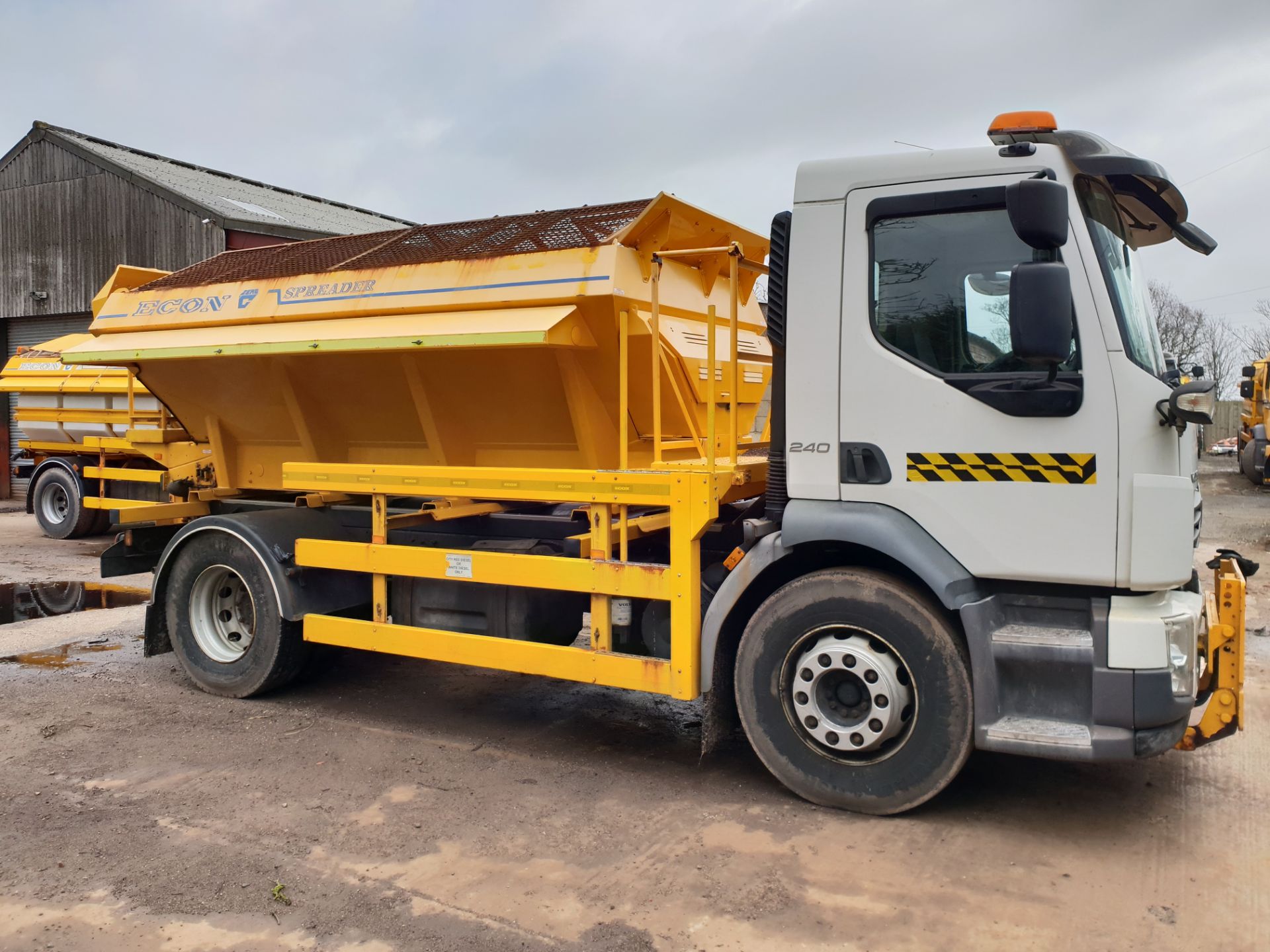 2009 Volvo FL240 Gritter / Snow Plough