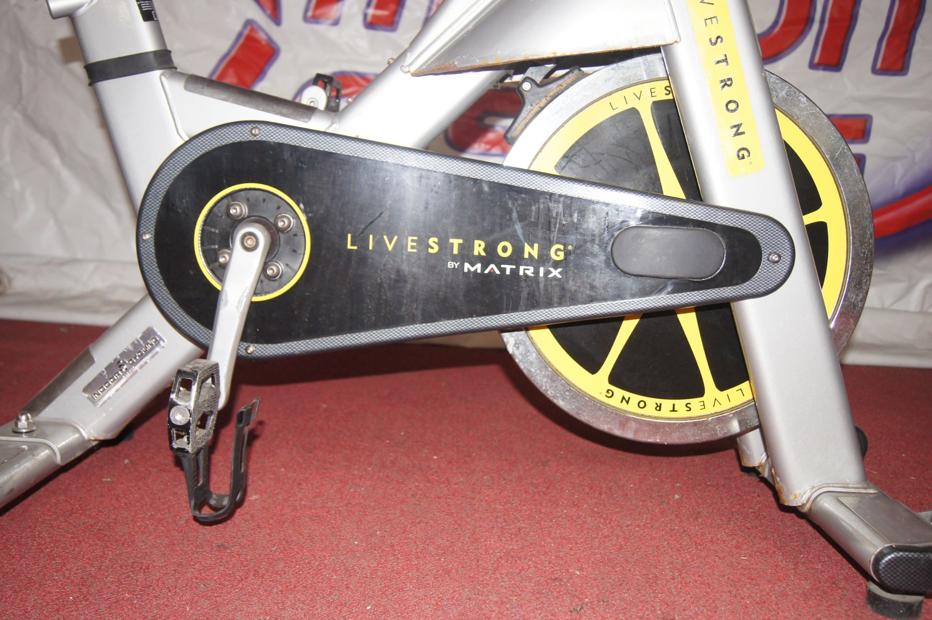 1x Matrix Livestrong S-Series - Image 3 of 3