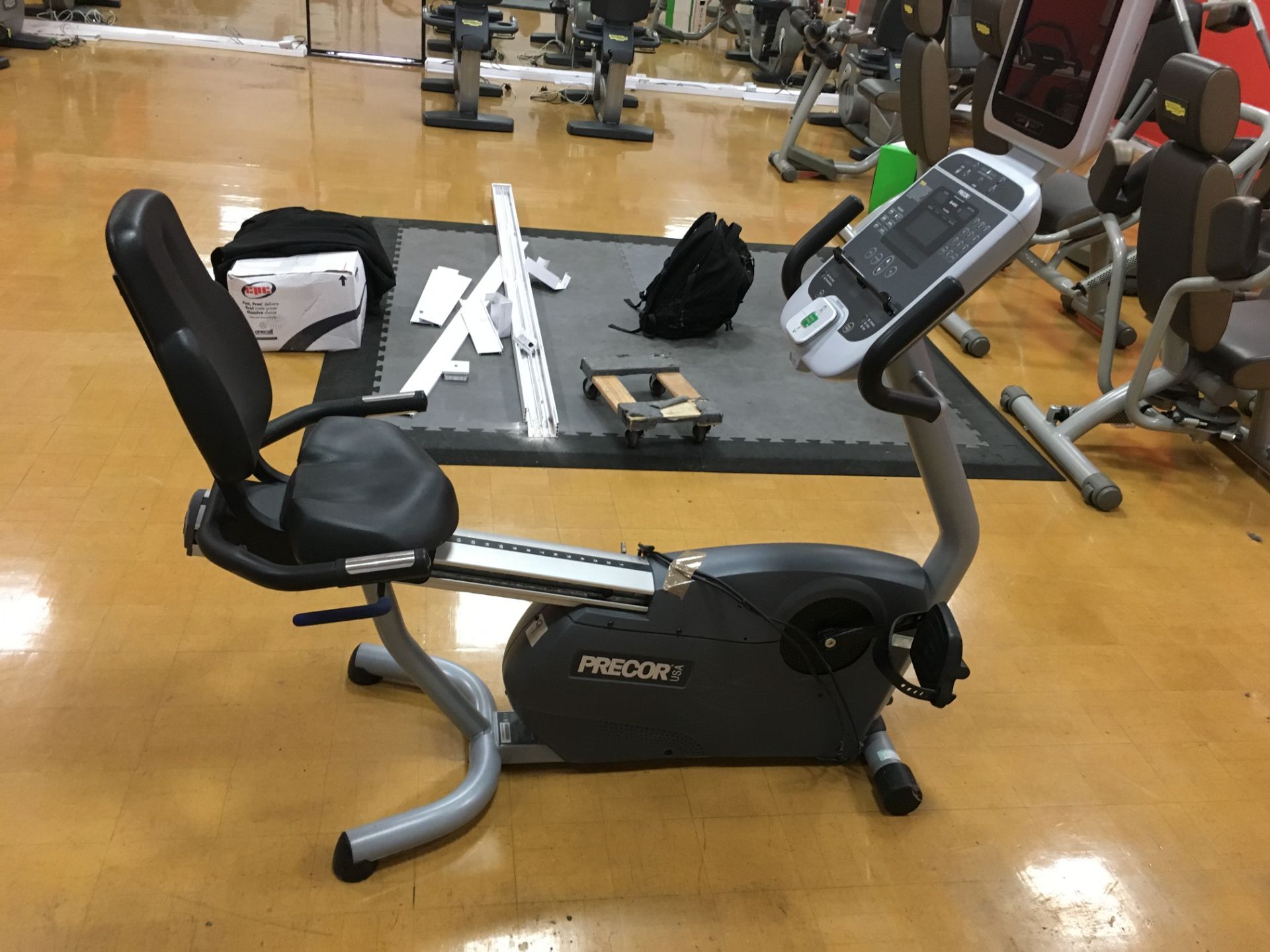 Precor Recumbent 846i bike