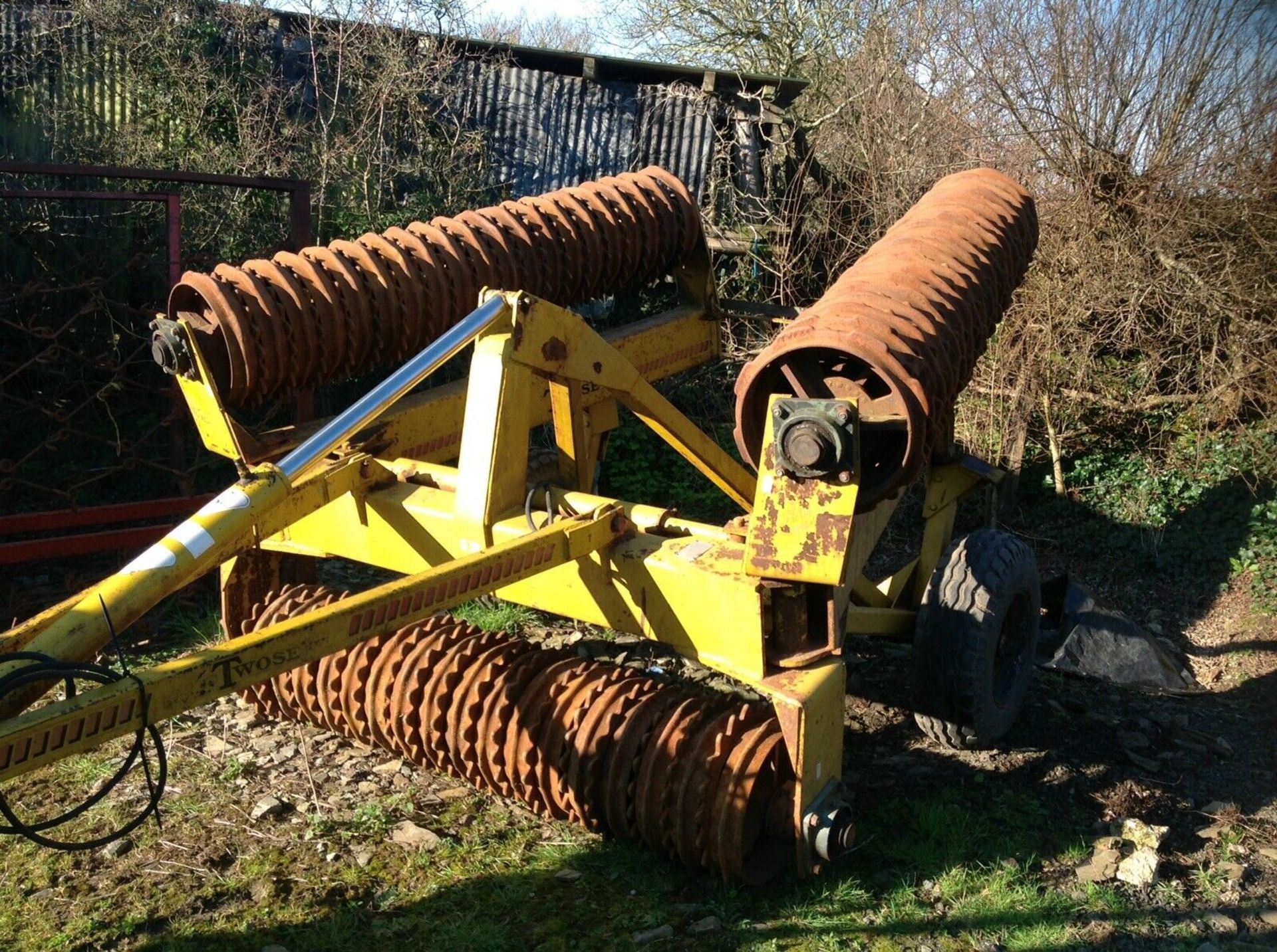 Hydraulic Folding Cambridge Rollers. Twose 6m