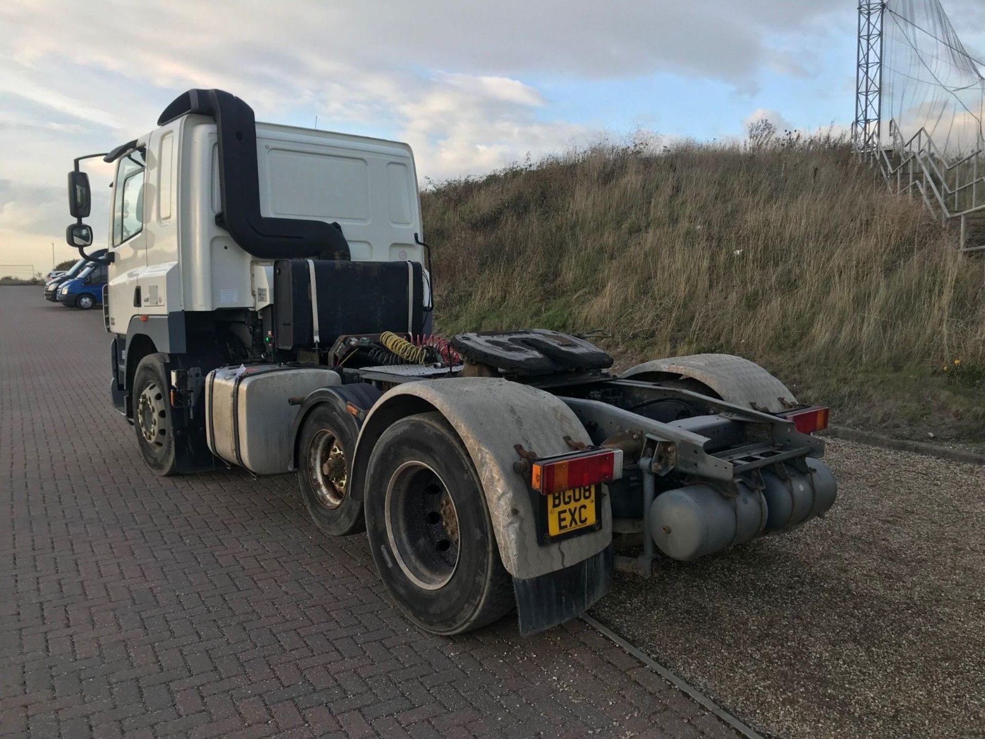 LOT WITHDRAWN | DAF 85C 6x2 Tractor Unit - Image 4 of 6