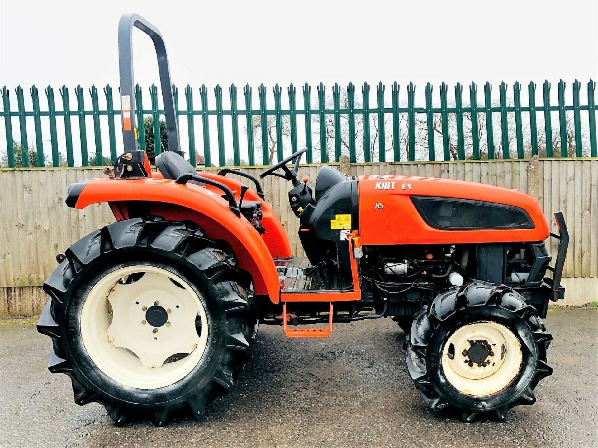 Tractor Kioti EX50 HST. - Bild 2 aus 9