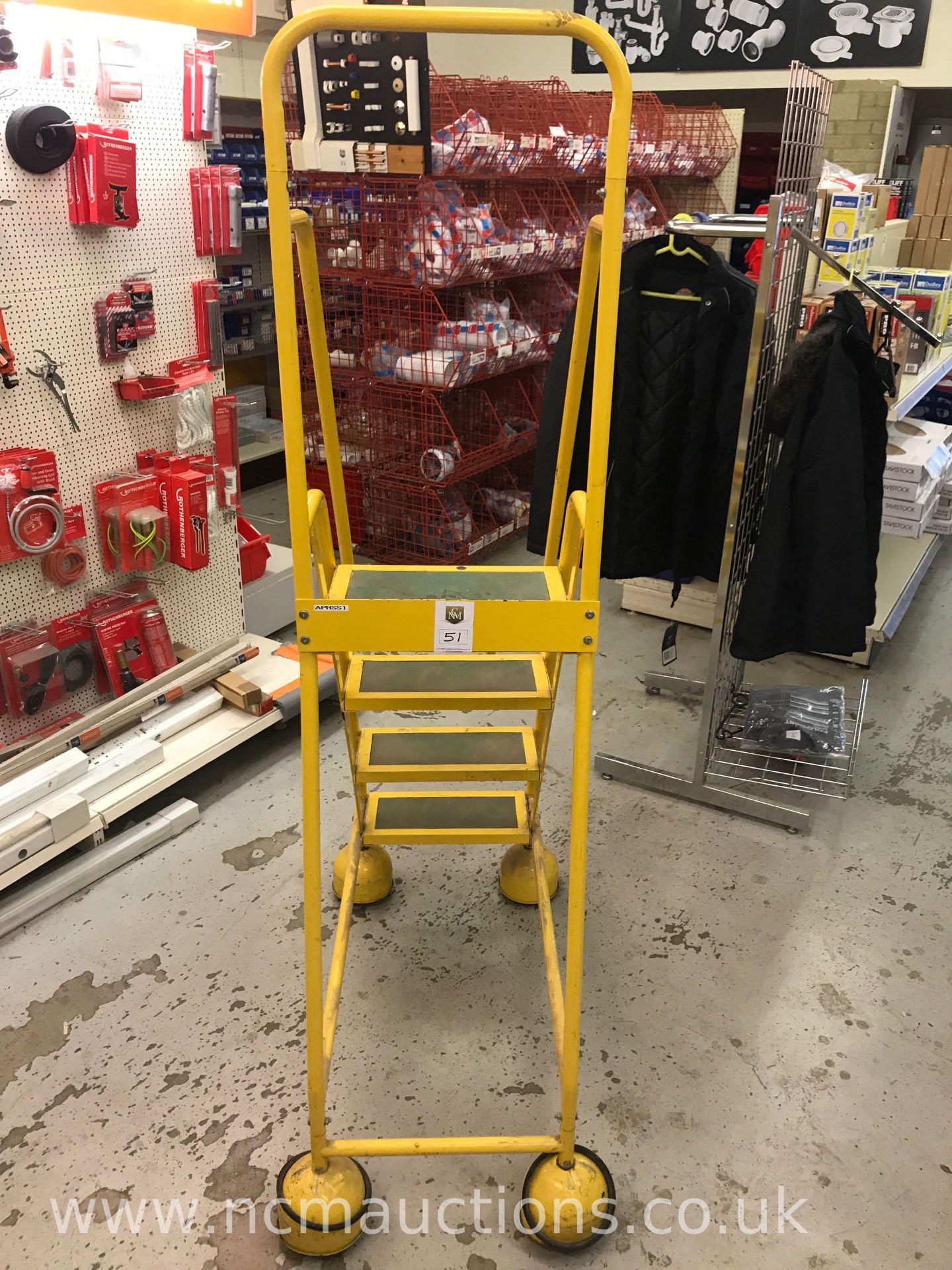 Step and store ladder - Image 3 of 3