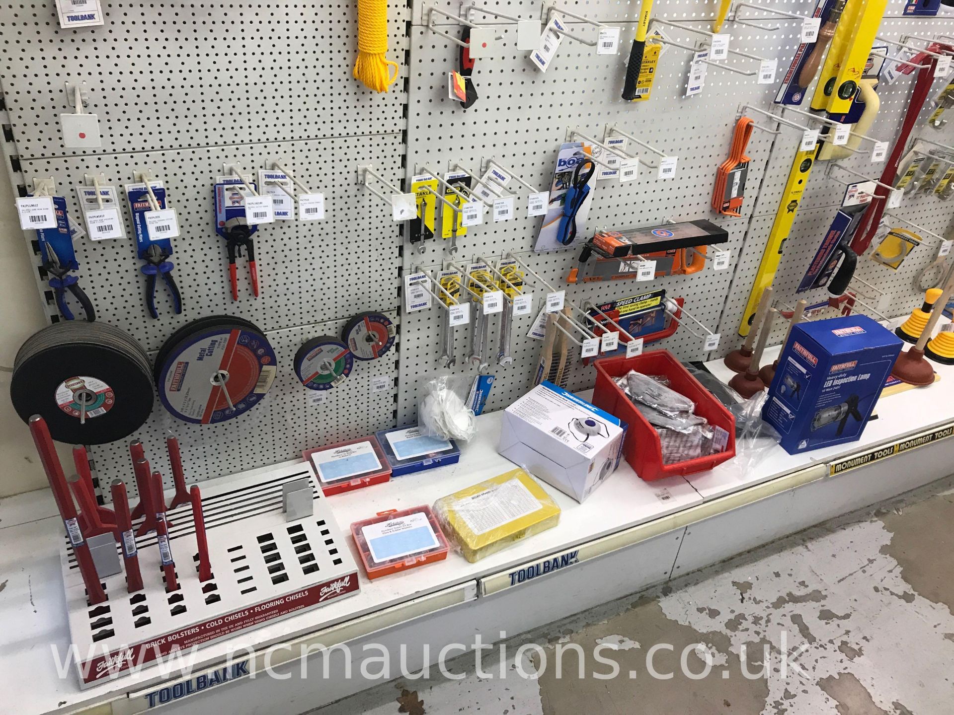 Display rack plus mixture of tools - Image 3 of 5