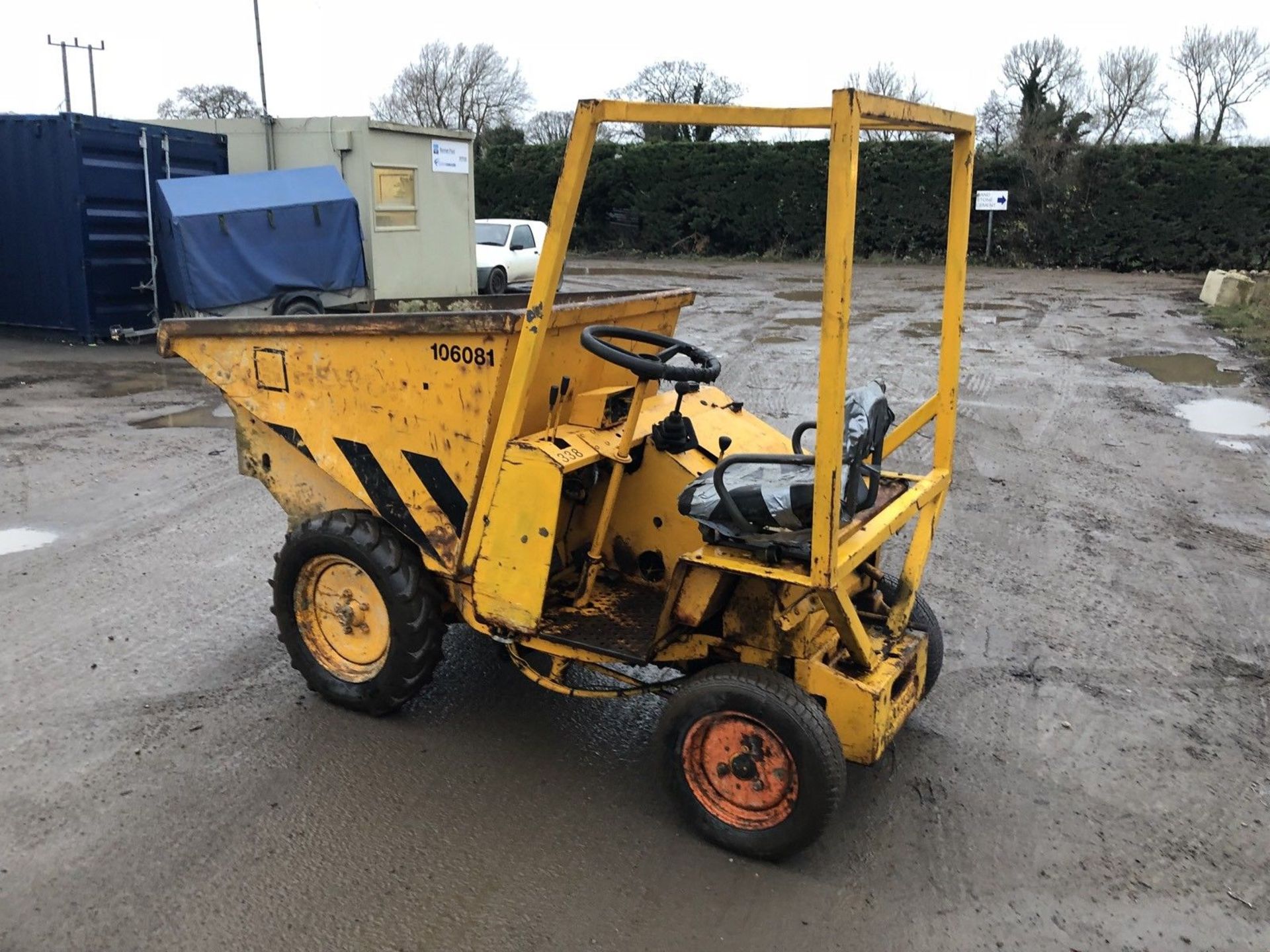 Ausa 1 Ton High Tip Dumper - Image 2 of 4