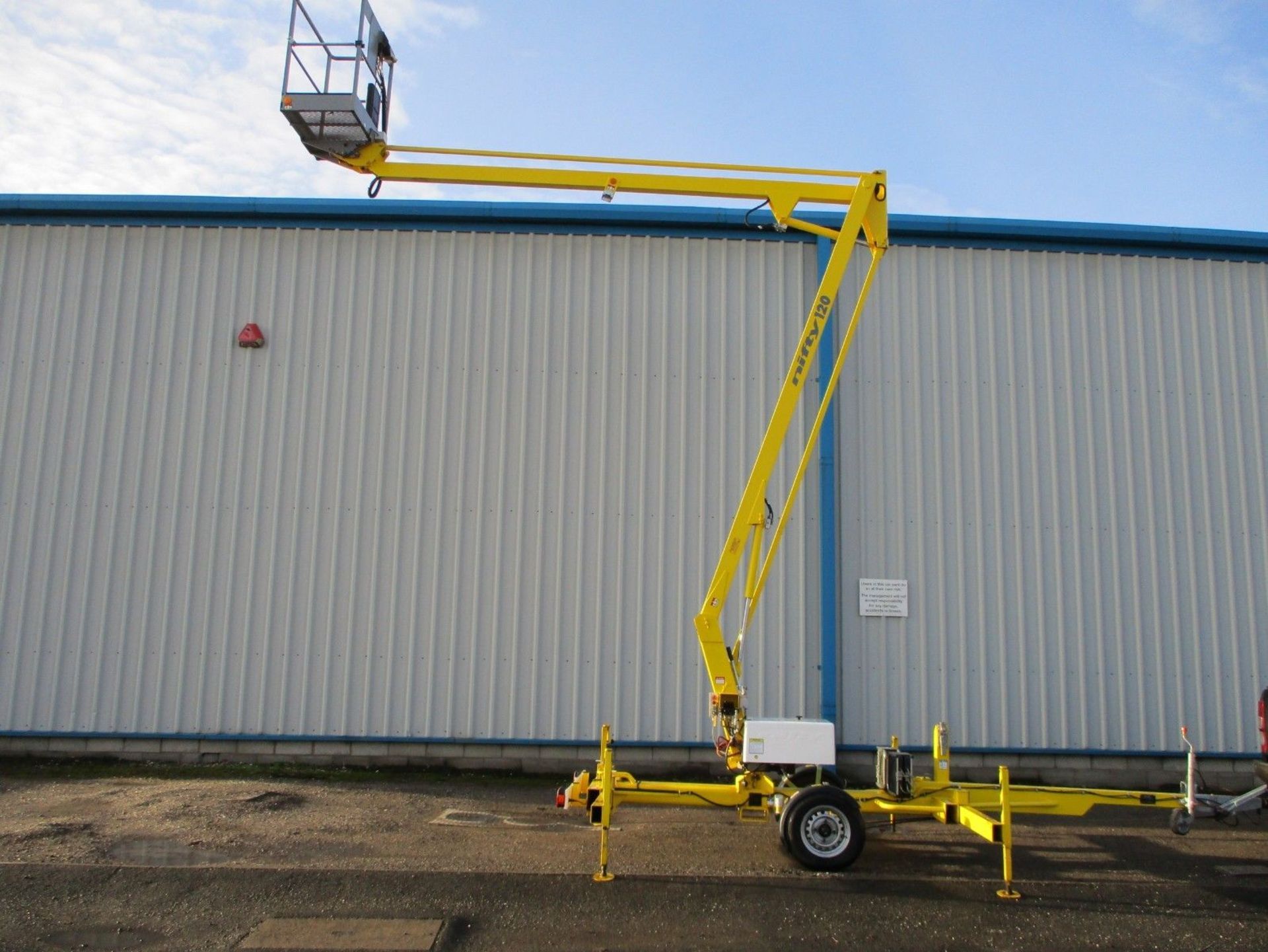 Niftylift 120 Cherry Picker - Image 4 of 11
