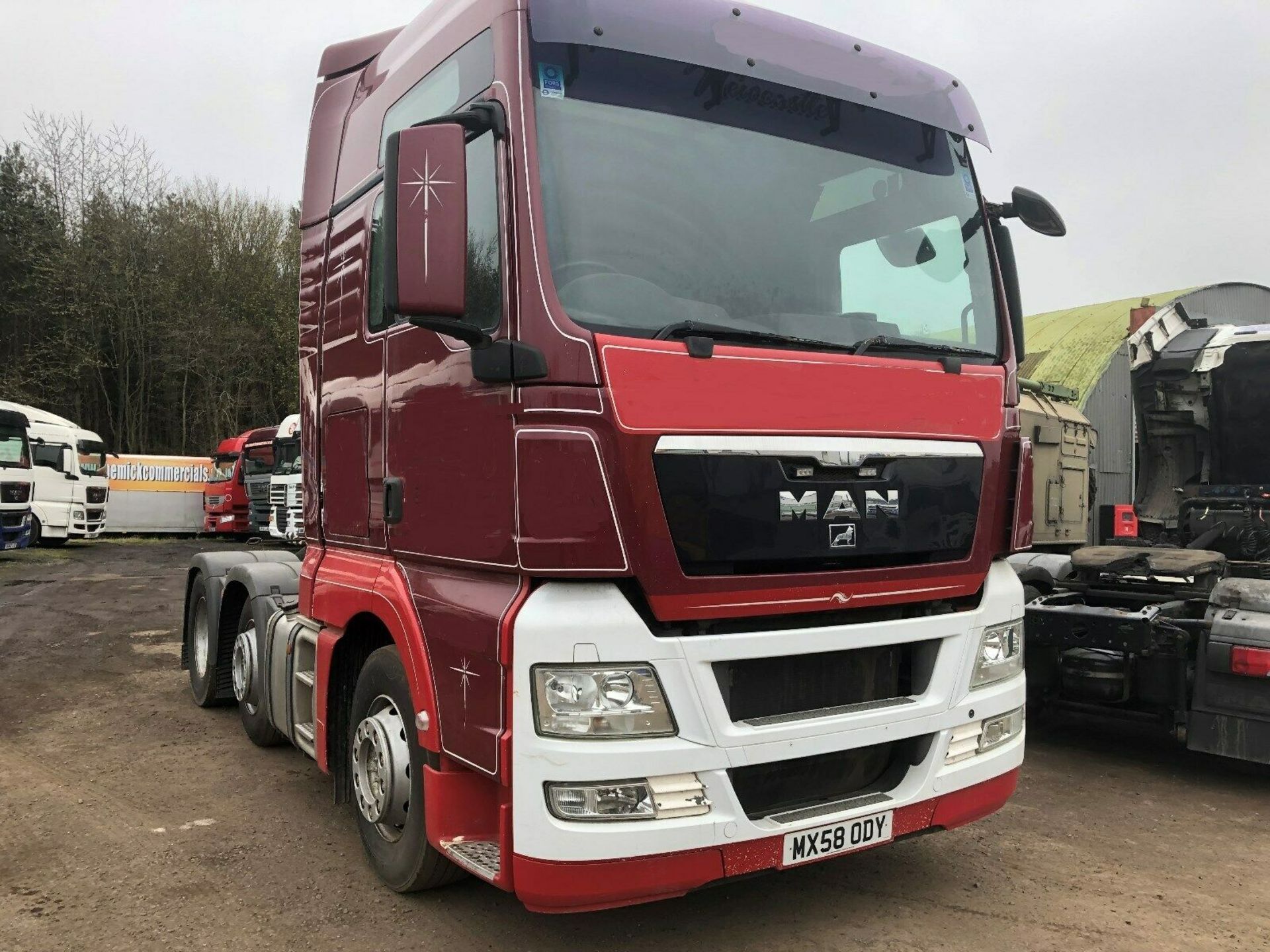 MAN TGX 26-440 6X2 Tractor Unit - Image 3 of 6