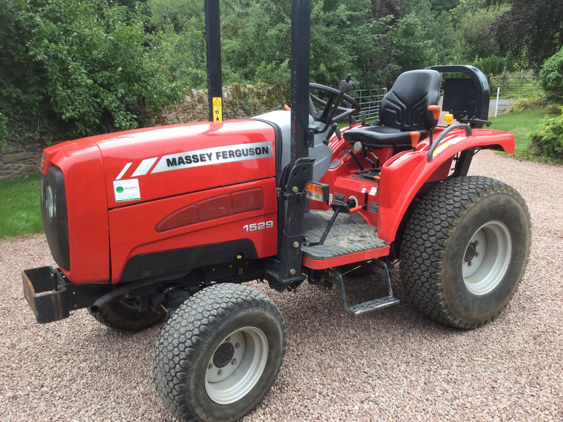 Tractor Massey Ferguson 1529