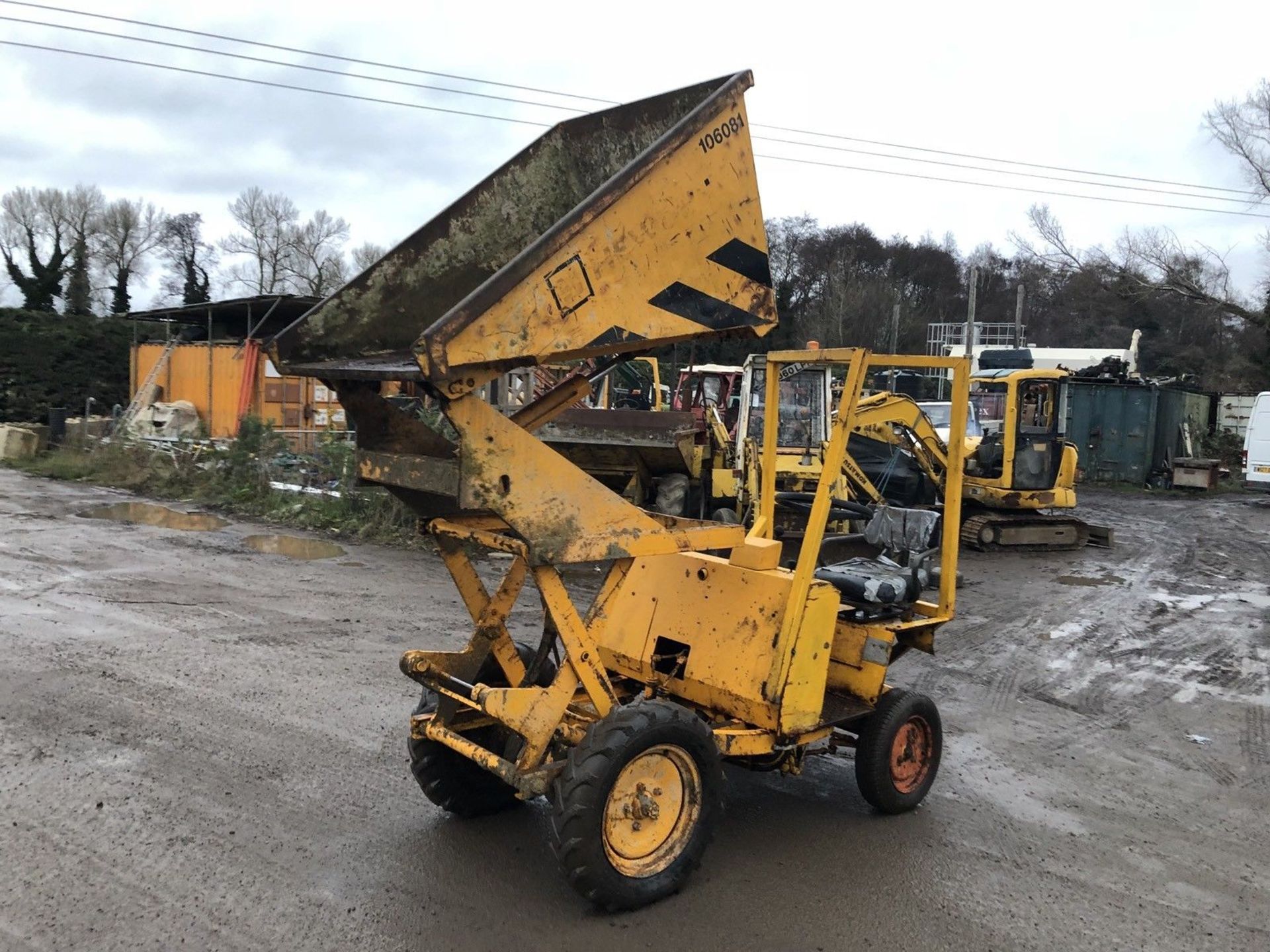 Ausa 1 Ton High Tip Dumper