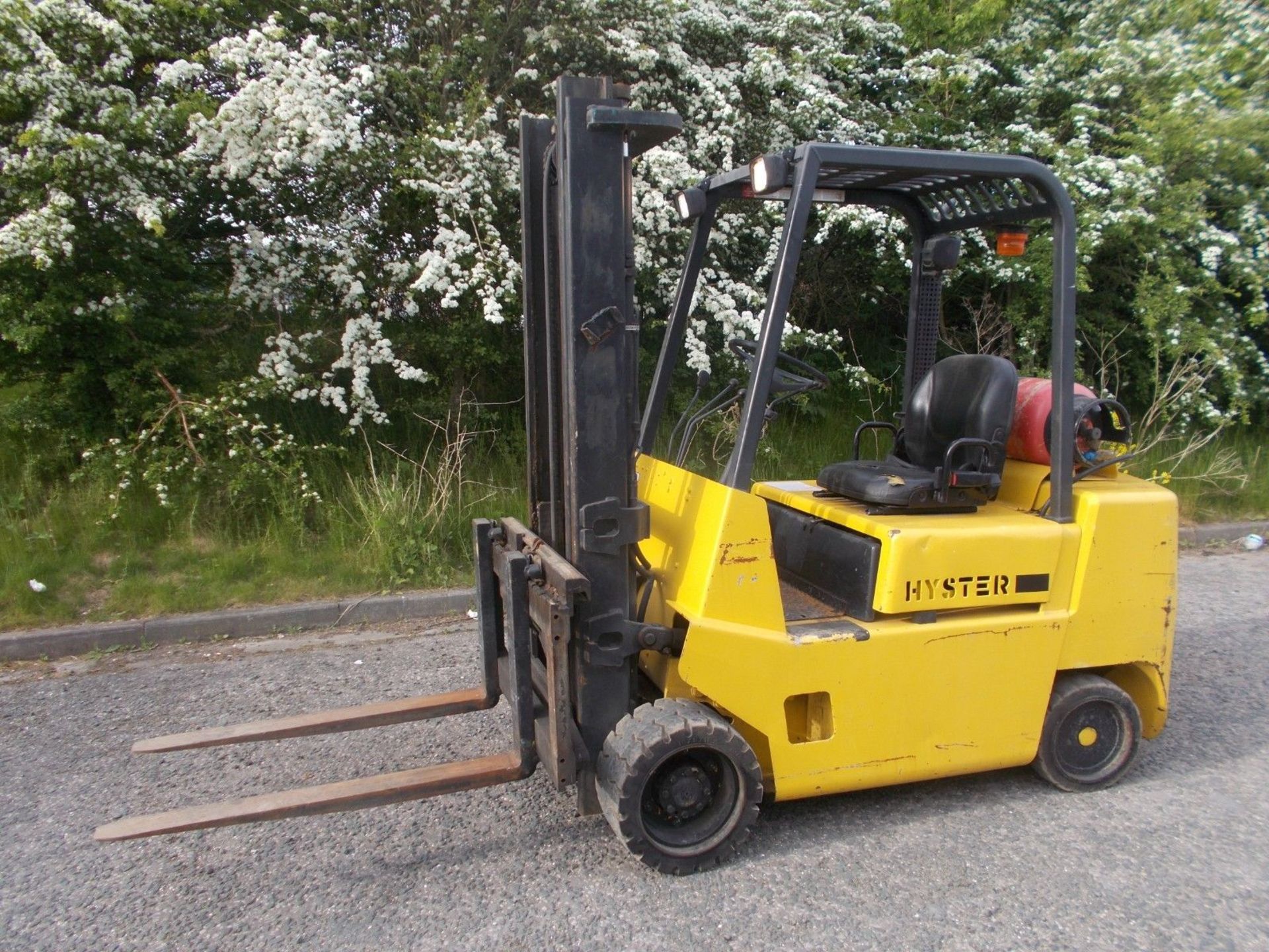 LOT WITHDRAWN Hyster S3.00XL Fork Lift