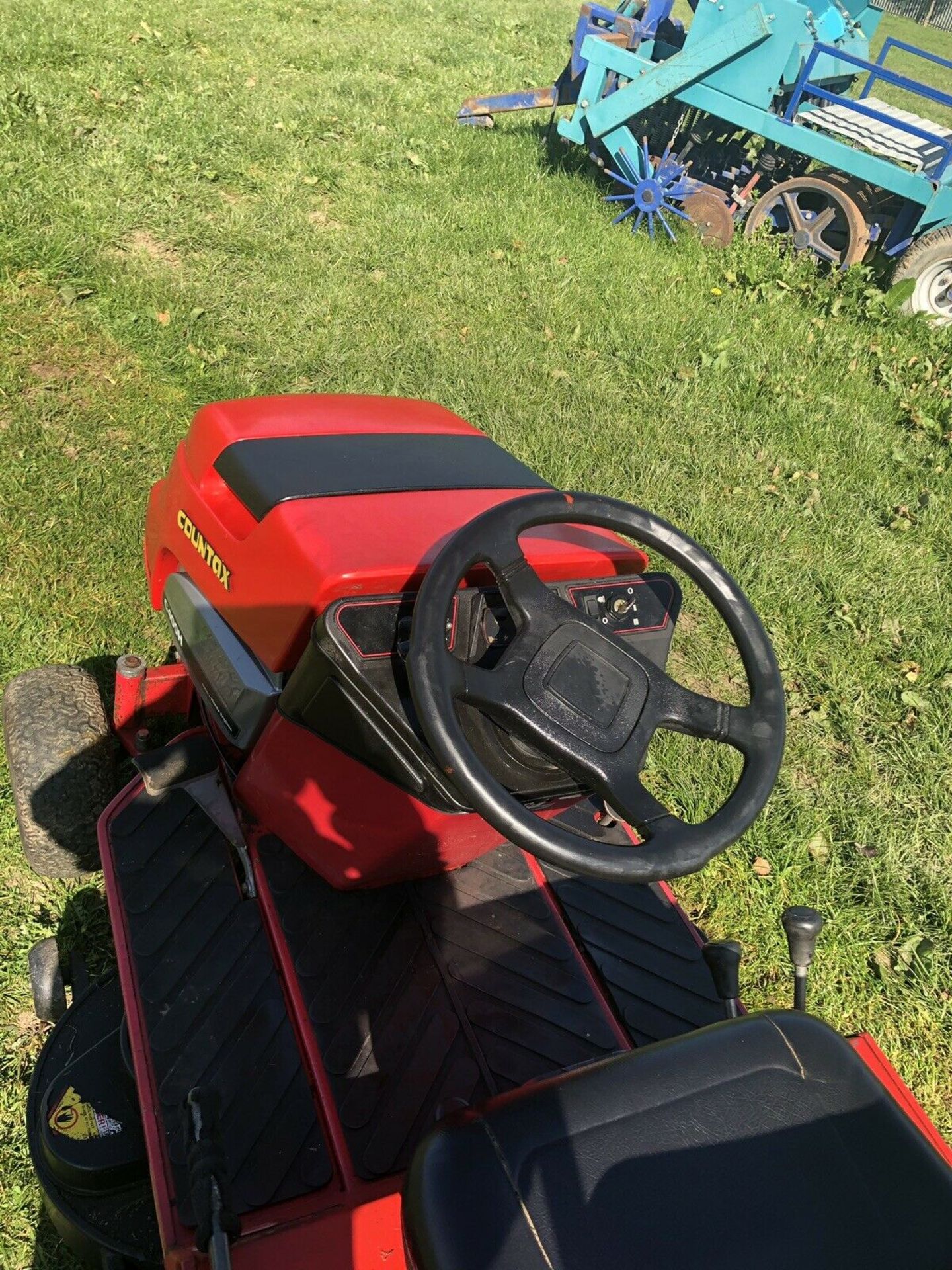 LOT WITHDRAWN Countax C800H Ride On Lawn Mower - Image 4 of 8